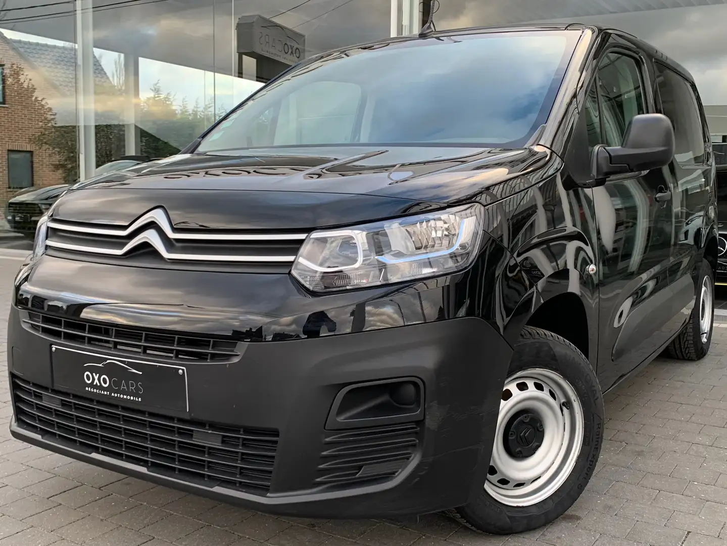 Citroen Berlingo 1.5 HDI / Utilitaire / Airco / Bluetooth / TVA*BTW Zwart - 1