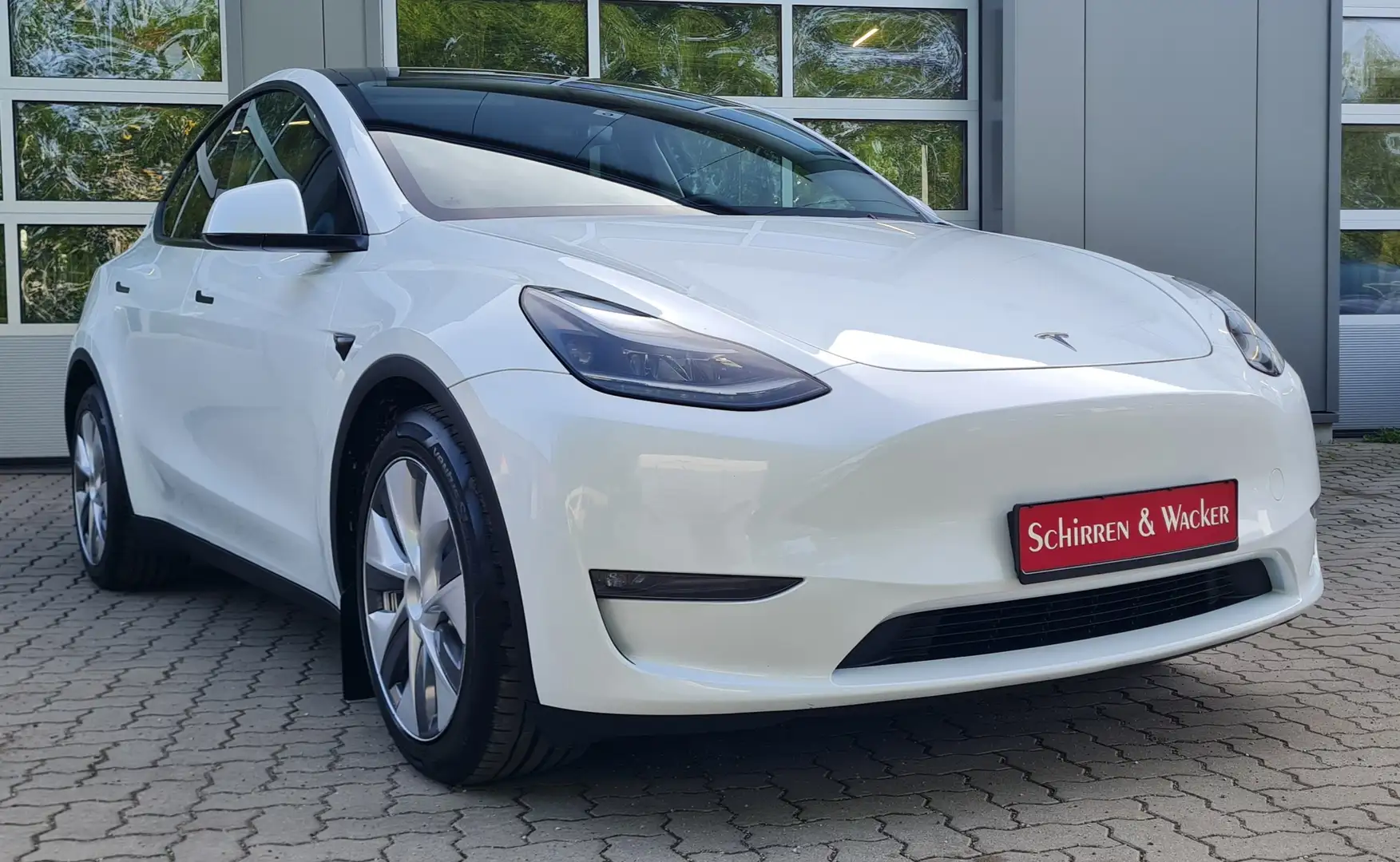 Tesla Model Y Long Range Dual AWD Blanco - 1