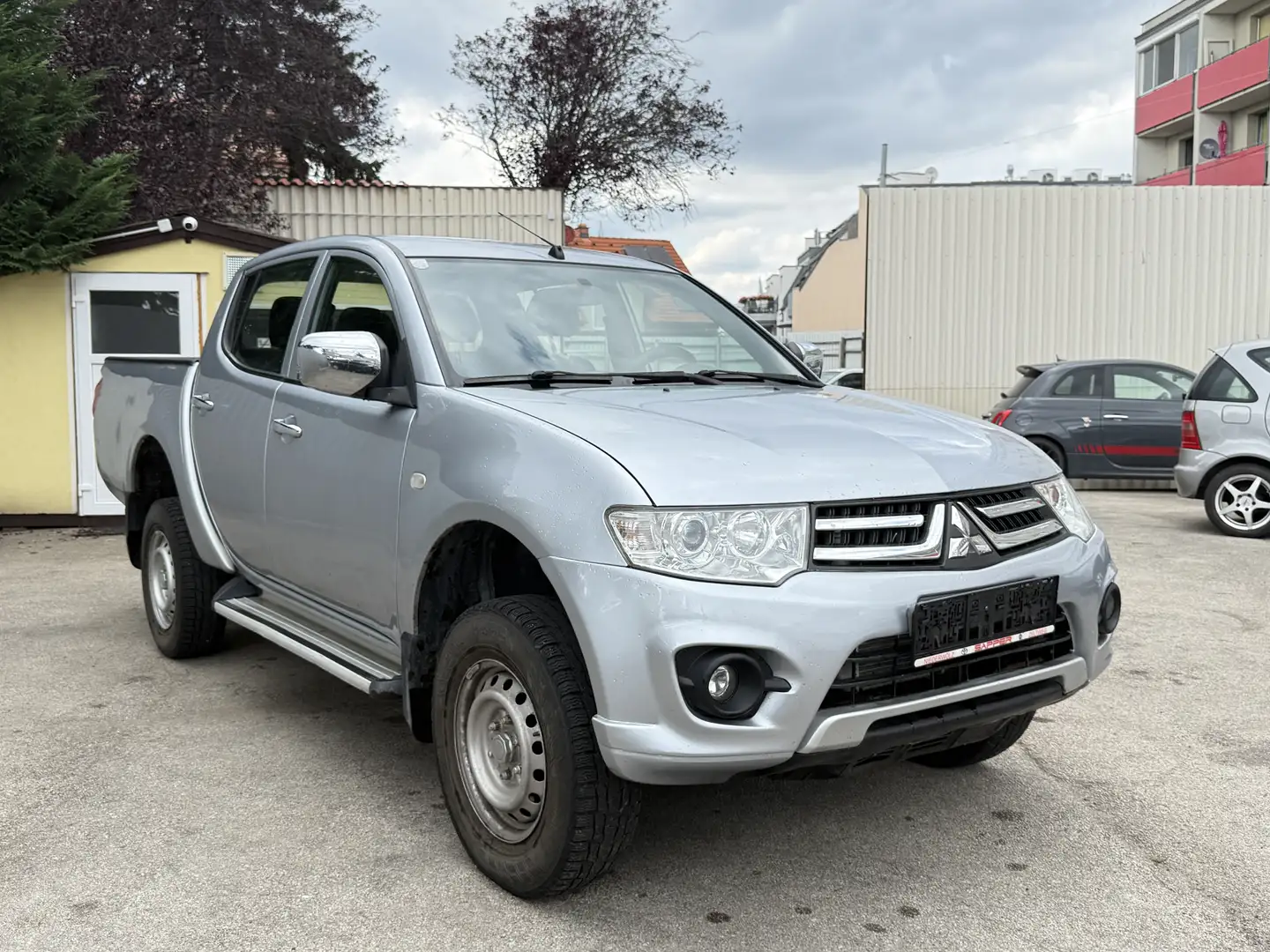 Mitsubishi L200 Pick up styl edition ÖL  PUMPE DEFEKT MOTOR START - 2