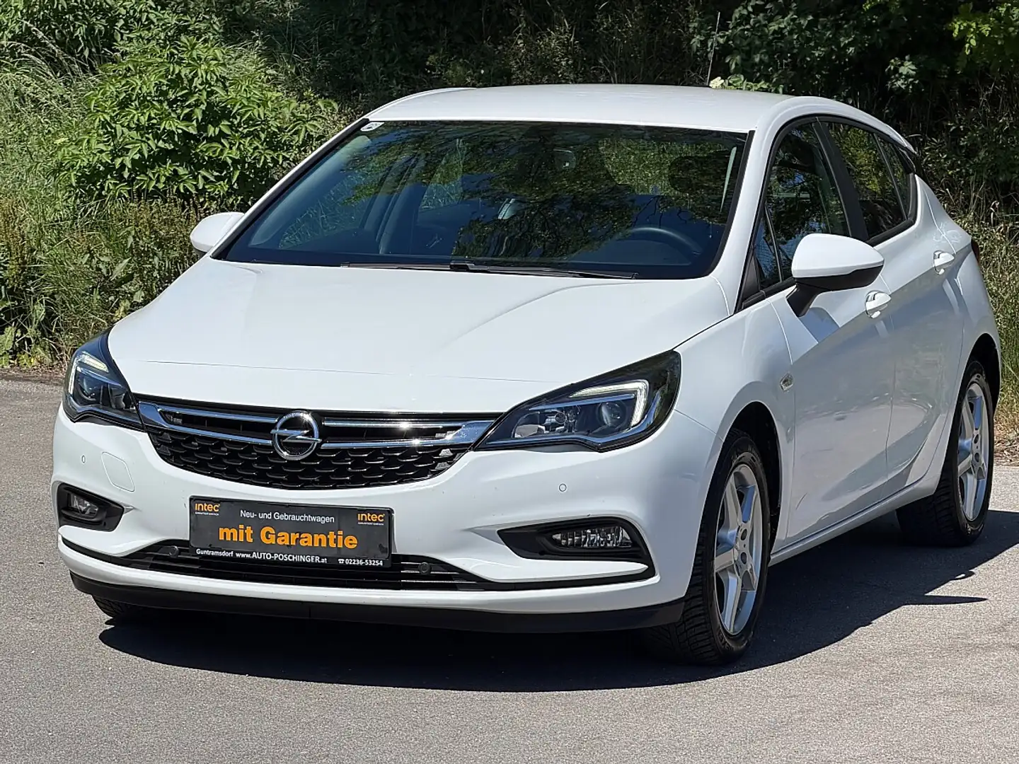 Opel Astra 1,0 Turbo ecoflex 1.Besitz|sehr gute Ausstattung| Weiß - 1