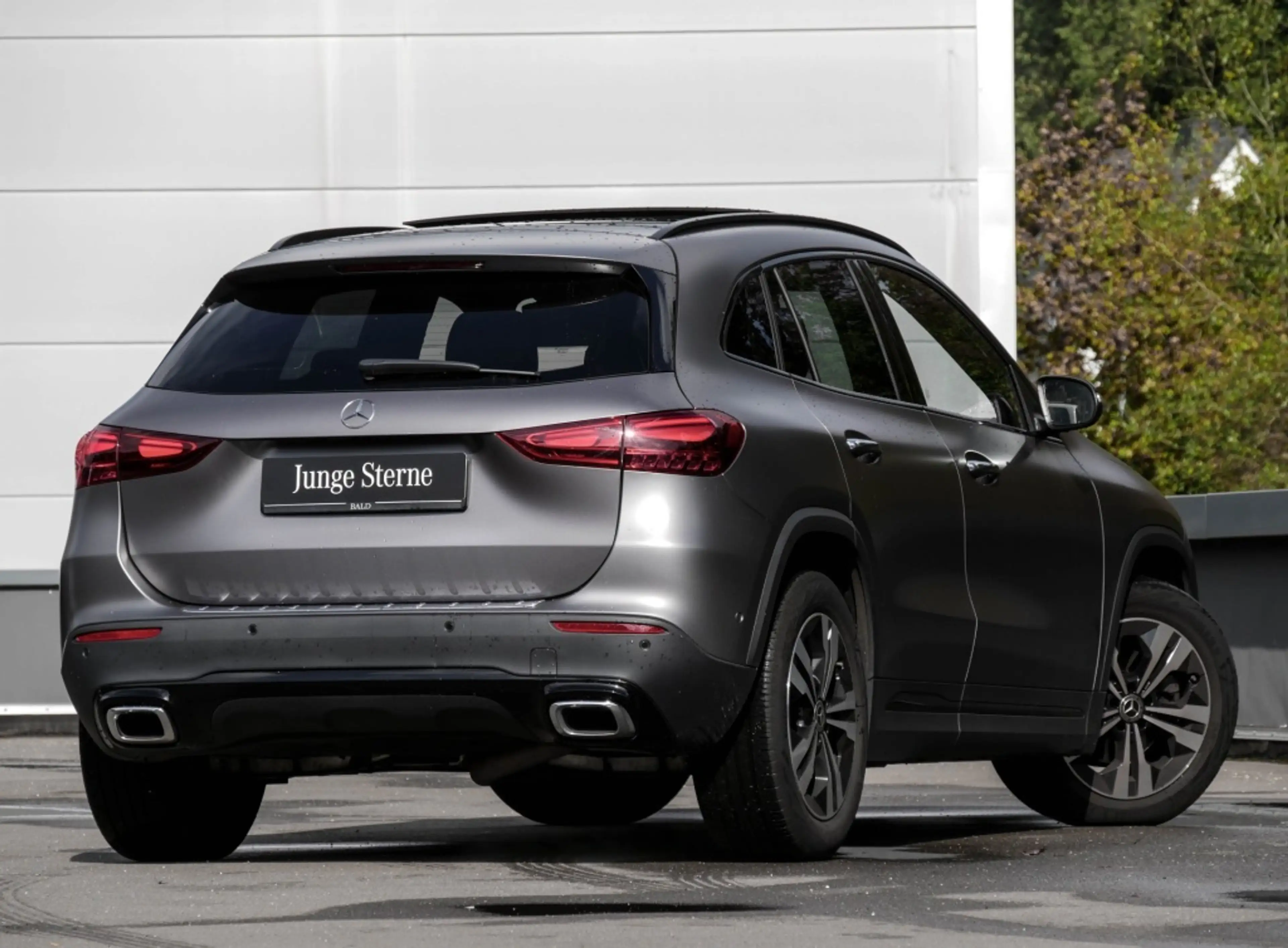 Mercedes-Benz GLA 200 d Progressive/Pano/Night/Totw/Cam/Keyl — photo 3