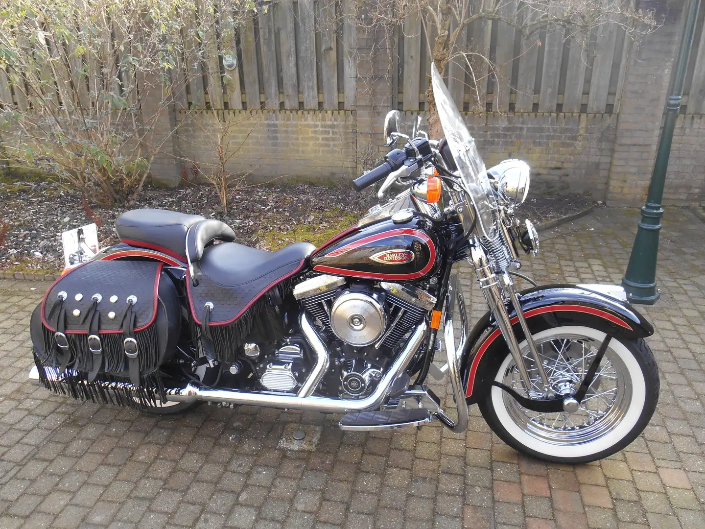 Harley-Davidson Heritage Springer FLSTS Heritage Softail Springer Negru - 1