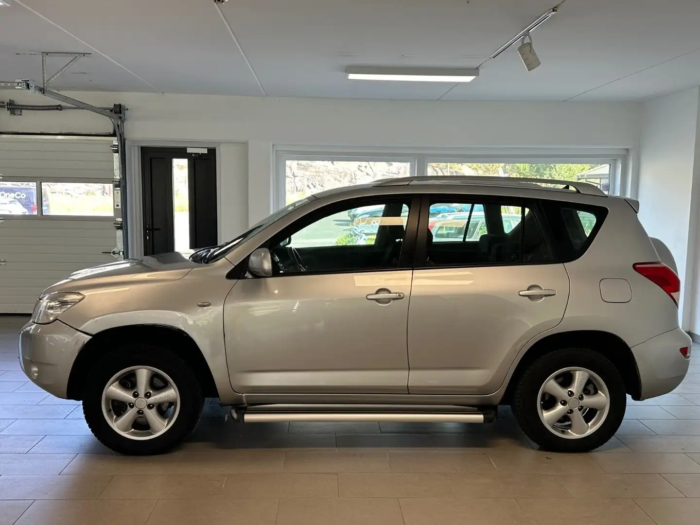 Toyota RAV 4 Grigio - 1