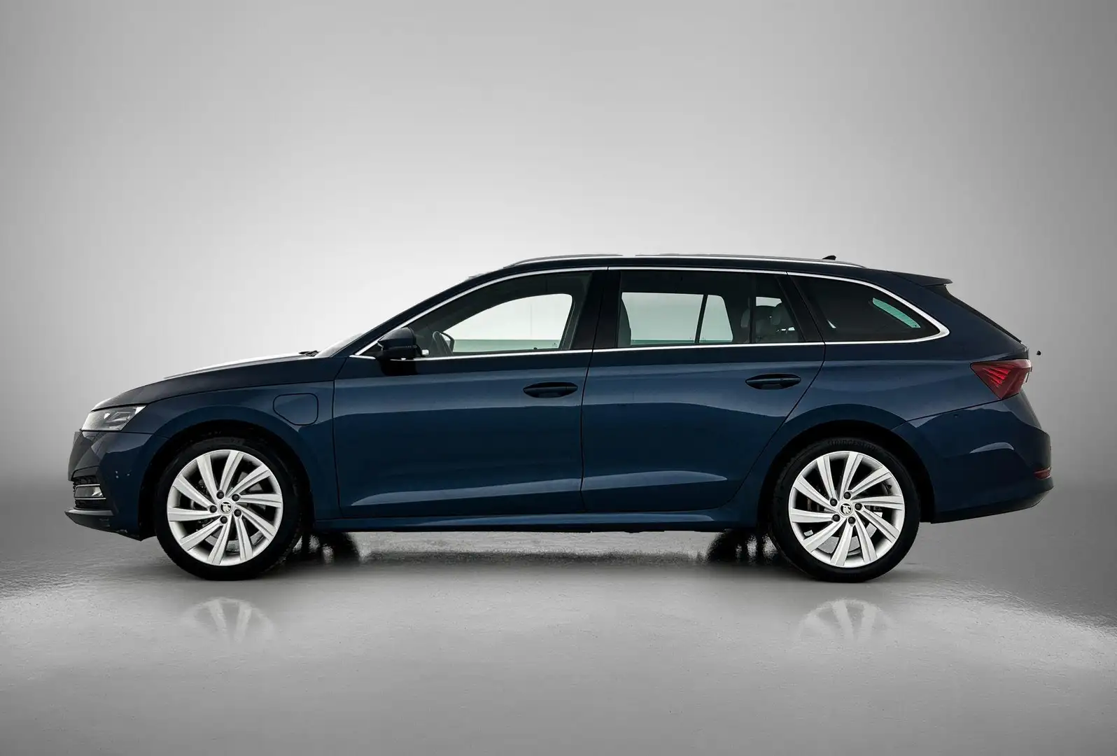 Skoda Octavia Combi 1.4 TSI iV PHEV Business Edition Plus | TREK Blauw - 2