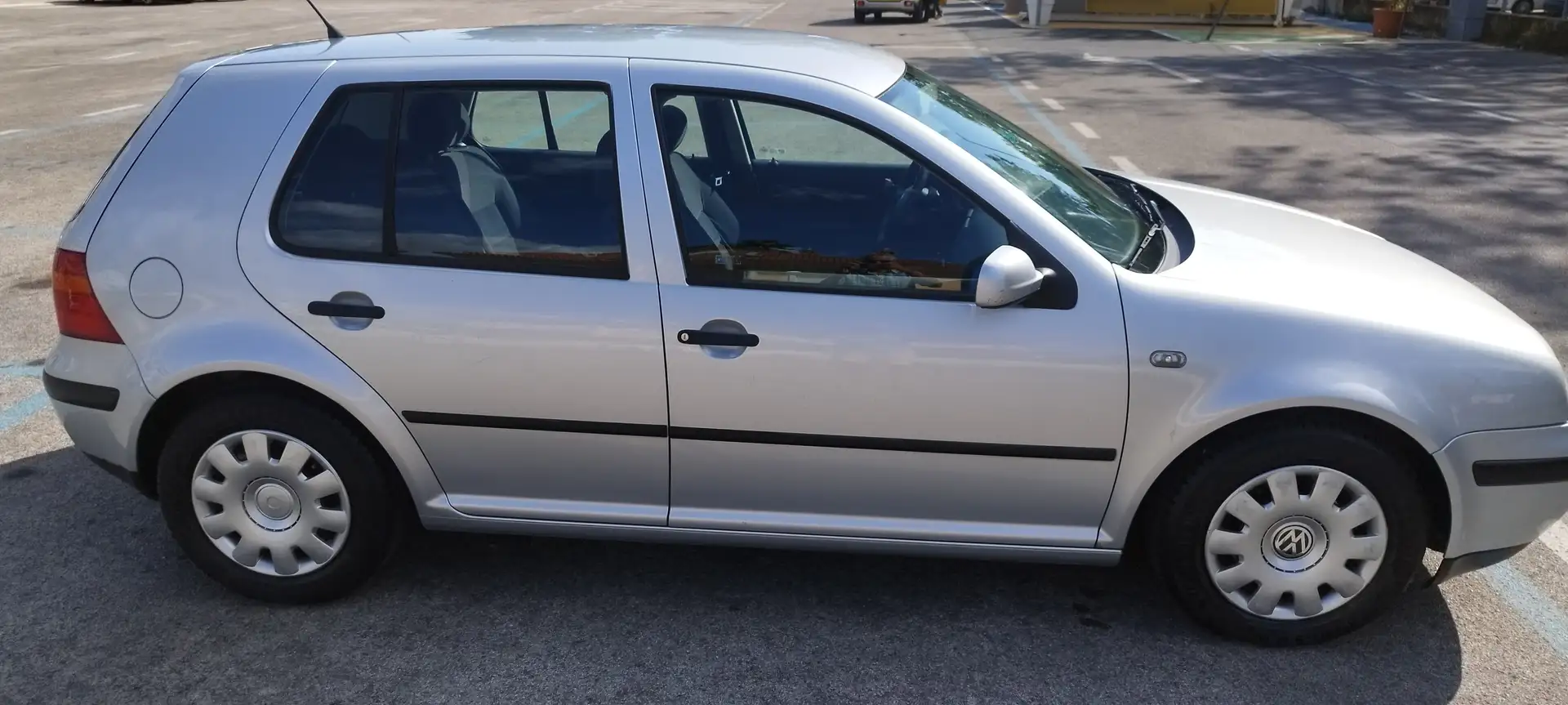 Volkswagen Golf Golf IV 2001 5p 1.9 tdi Comfortline 110cv Grigio - 2