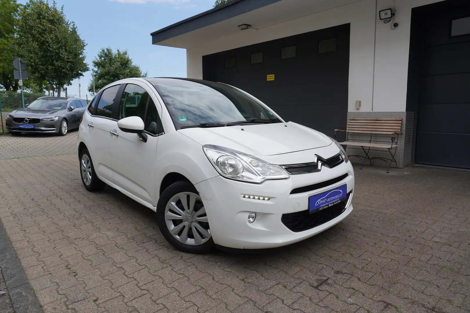 Citroen C3 1.2 Selection PDC+KLIMA+TEMPOMAT+SITZHEIZUNG Blanc - 1