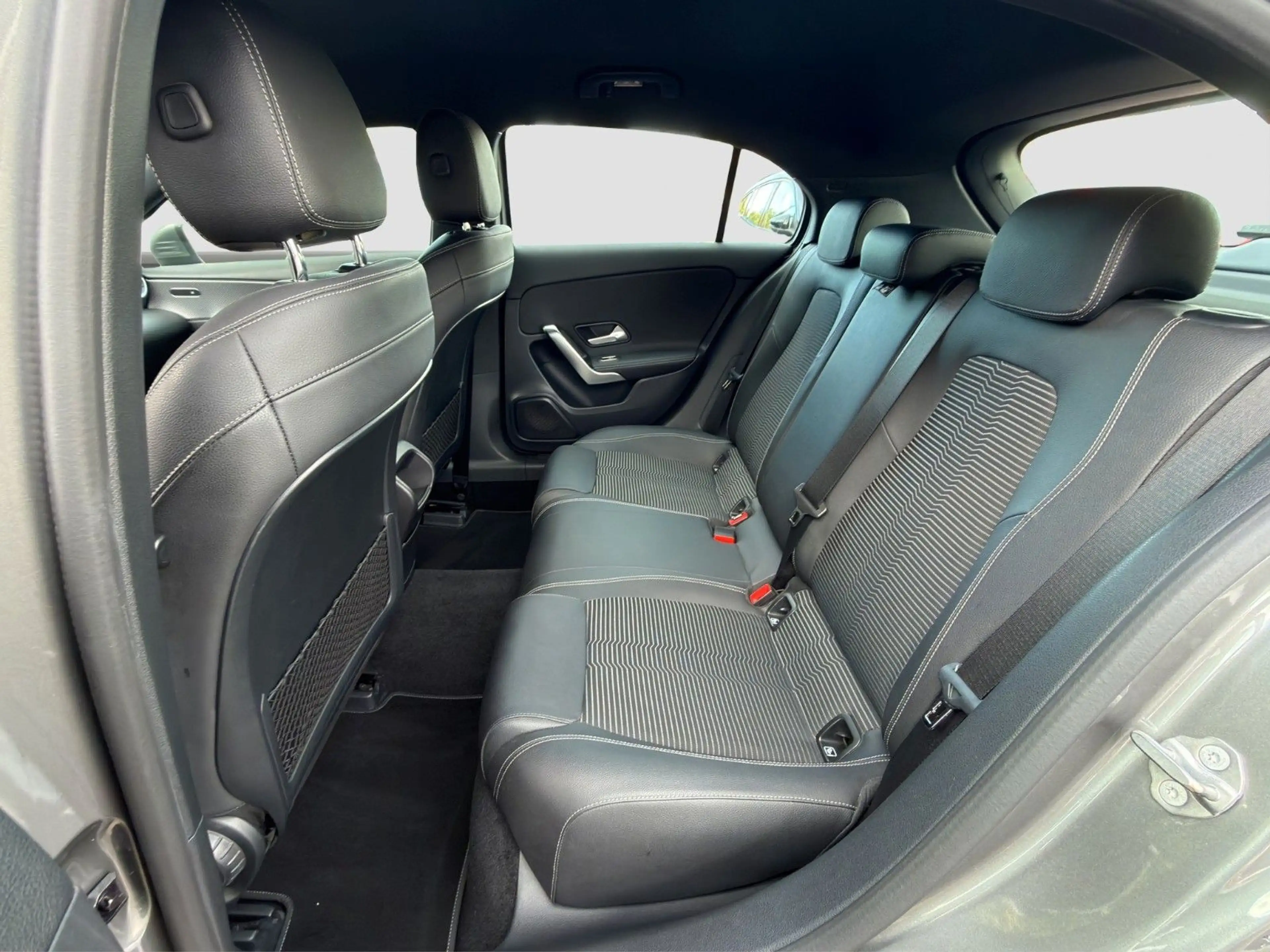 Mercedes-Benz A 220 A220*WideScreen*LED*PDC*Navi*CarPlay* — photo 15