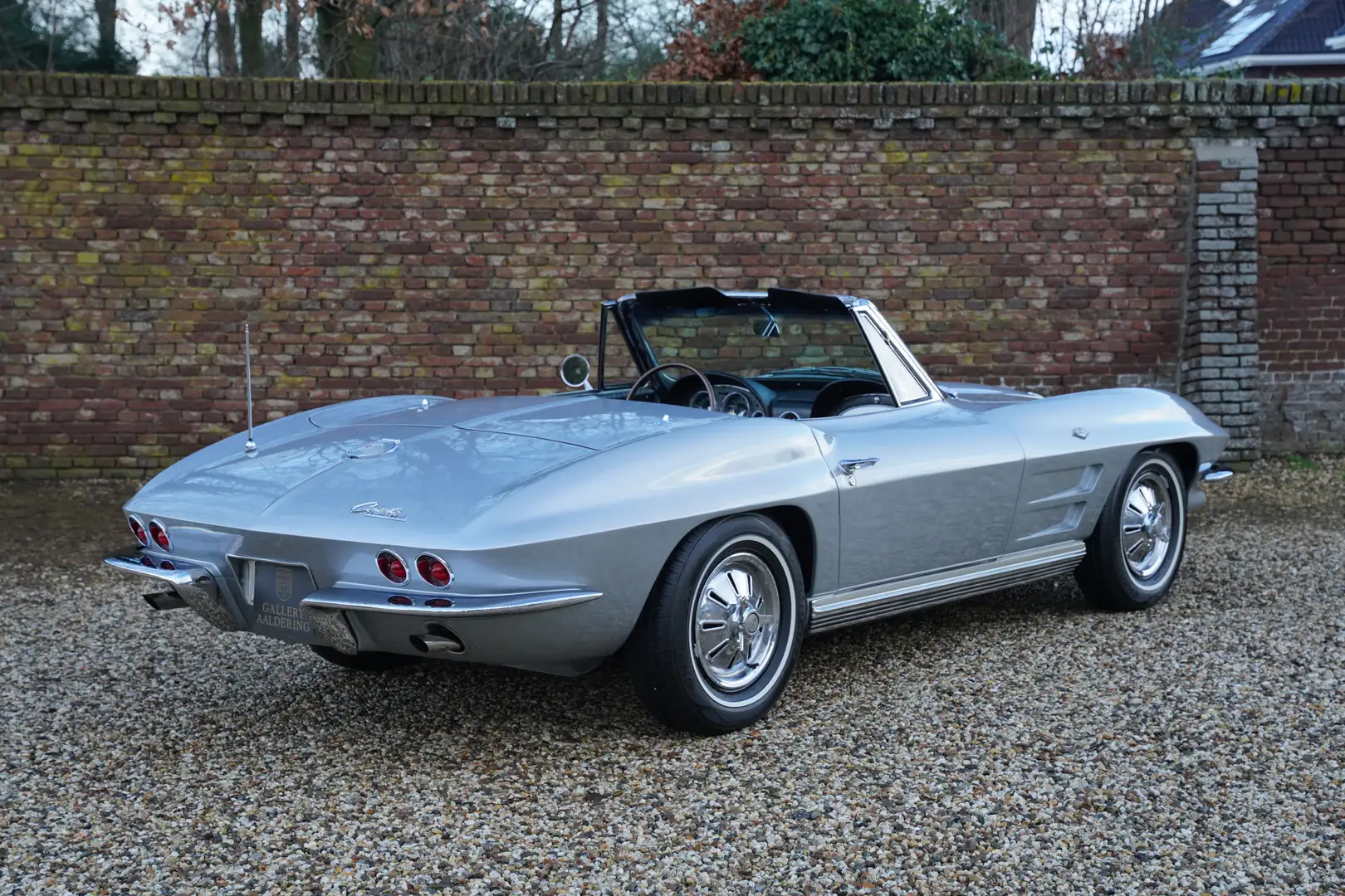 Corvette Stingray C2 Convertible PRICE REDUCTION "Black plate Corvet Grau - 2
