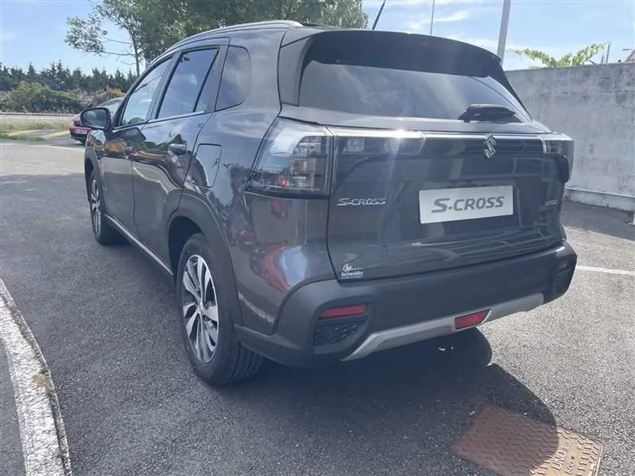 Suzuki S-Cross 2025
