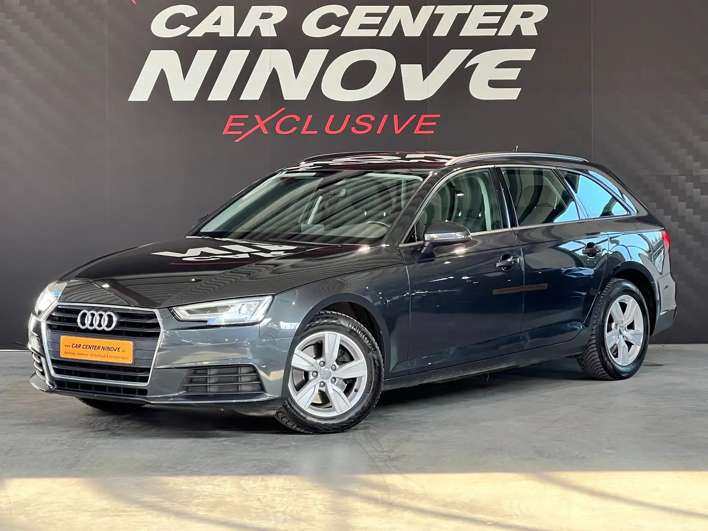 Audi A4 2.0 TDi ultra Business Edition S tronic Gris - 1