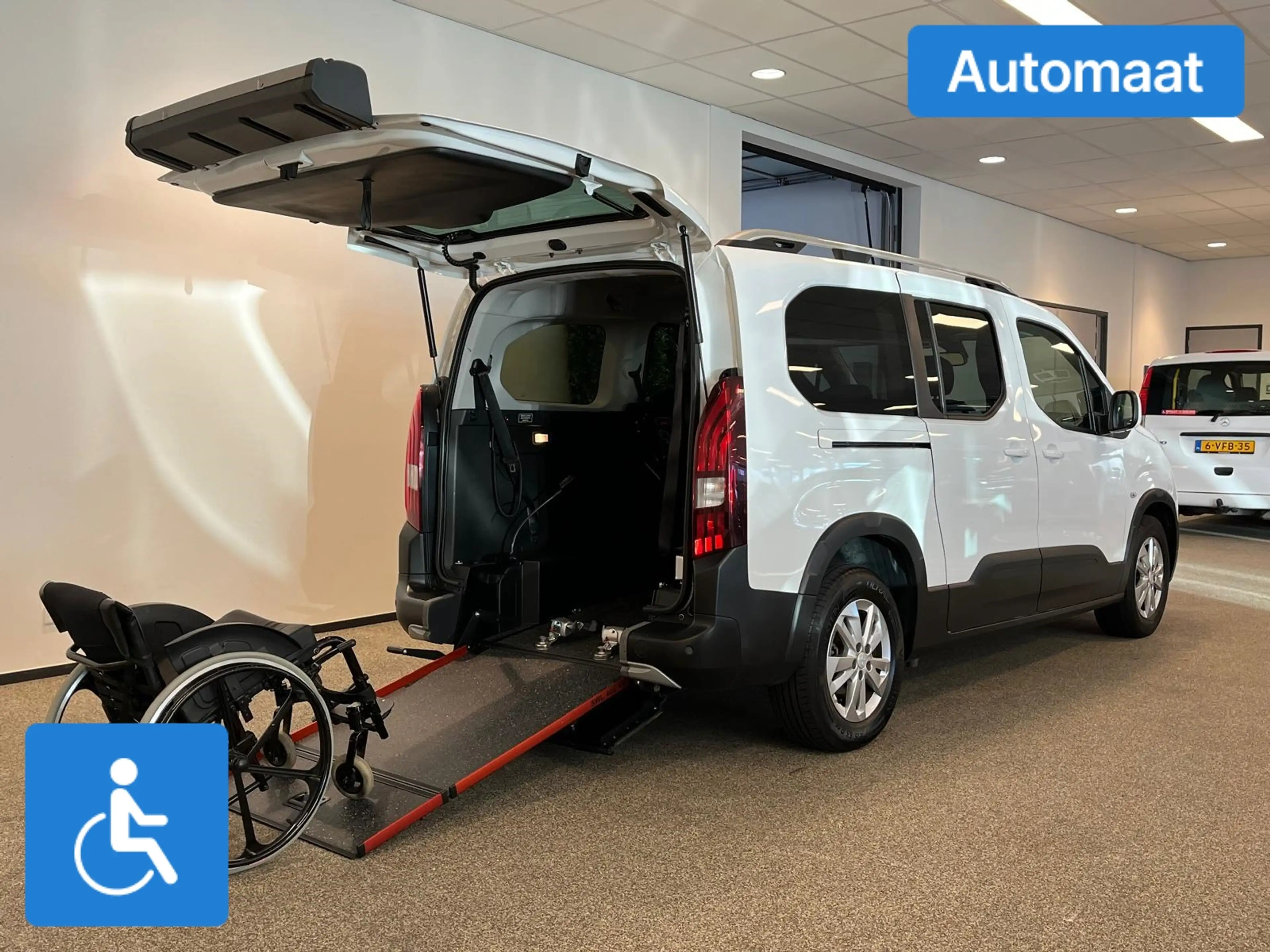 Peugeot Rifter L2 Rolstoelauto Automaat 5+1 — photo 2
