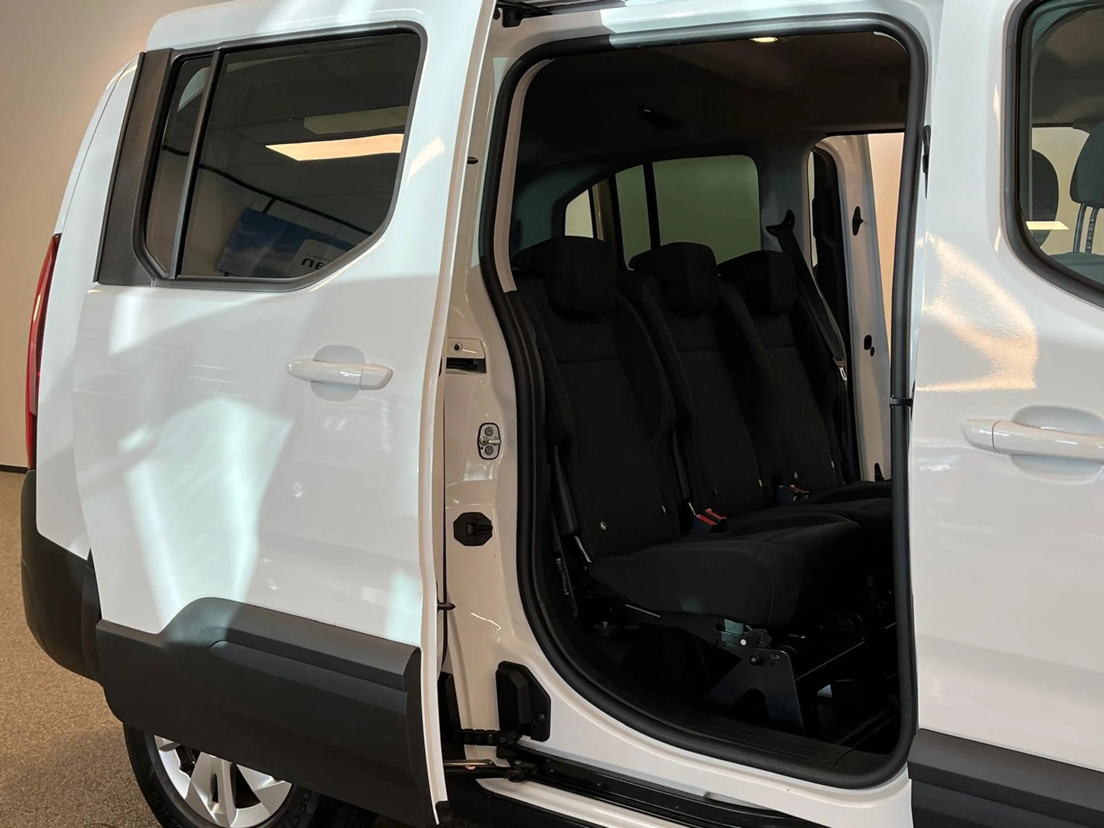 Peugeot Rifter L2 Rolstoelauto Automaat 5+1 — photo 10