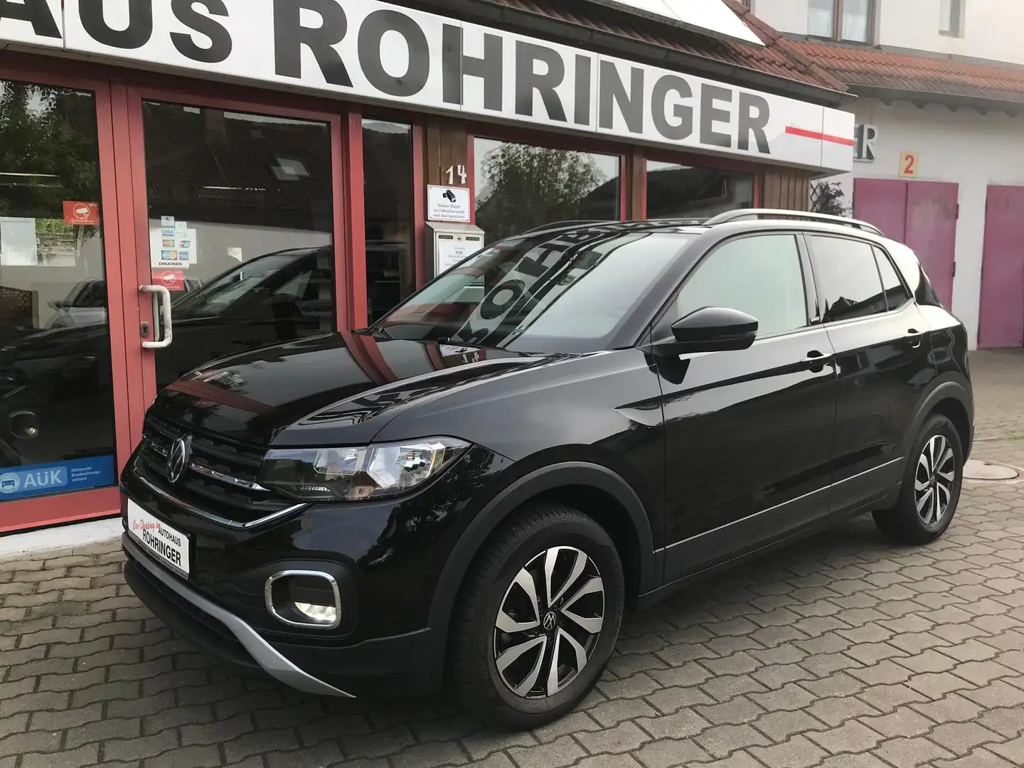 Volkswagen T-Cross 1.0TSI Active-Navi-Winterpaket-Alu-Allwetter Noir - 1