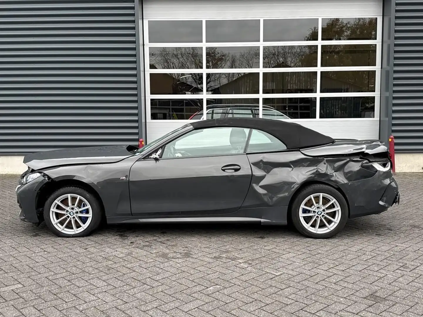 BMW 440 4-serie Cabrio M440i xDrive High Executive, harman Grijs - 2