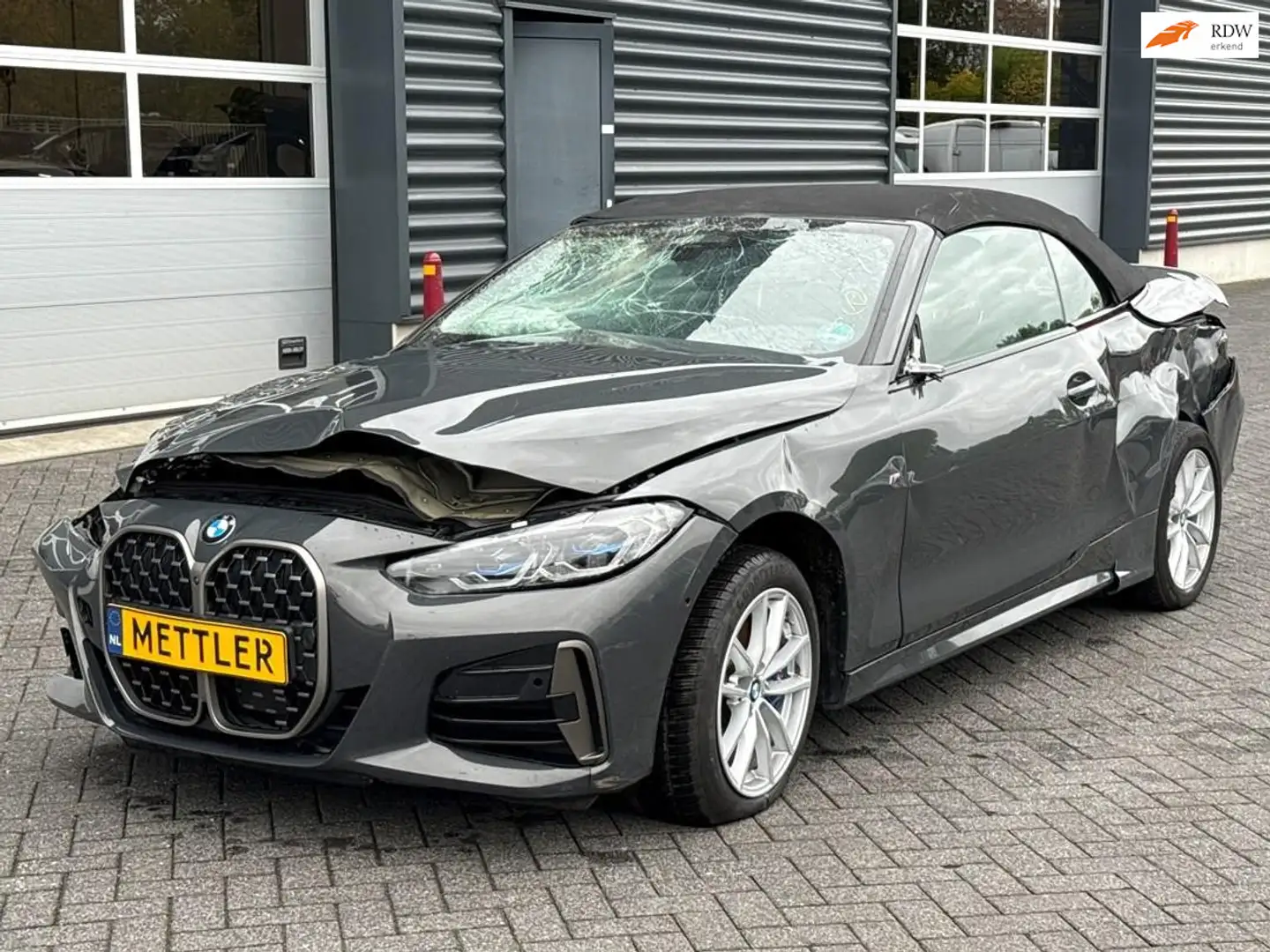 BMW 440 4-serie Cabrio M440i xDrive High Executive, harman Grijs - 1