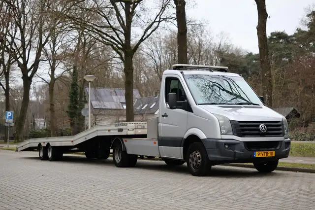 Volkswagen Crafter 46 2.0 TDI L2H1 DC BE truck met oplegger - 16 mete