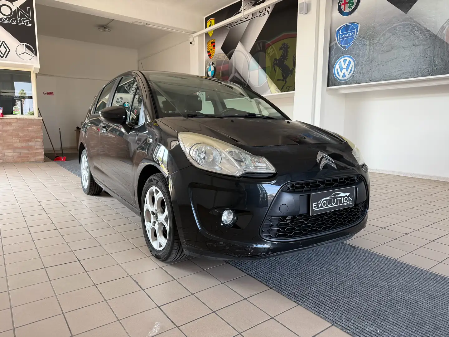 Citroen C3 C3 II 2009 1.4 hdi Business E5 Zwart - 1