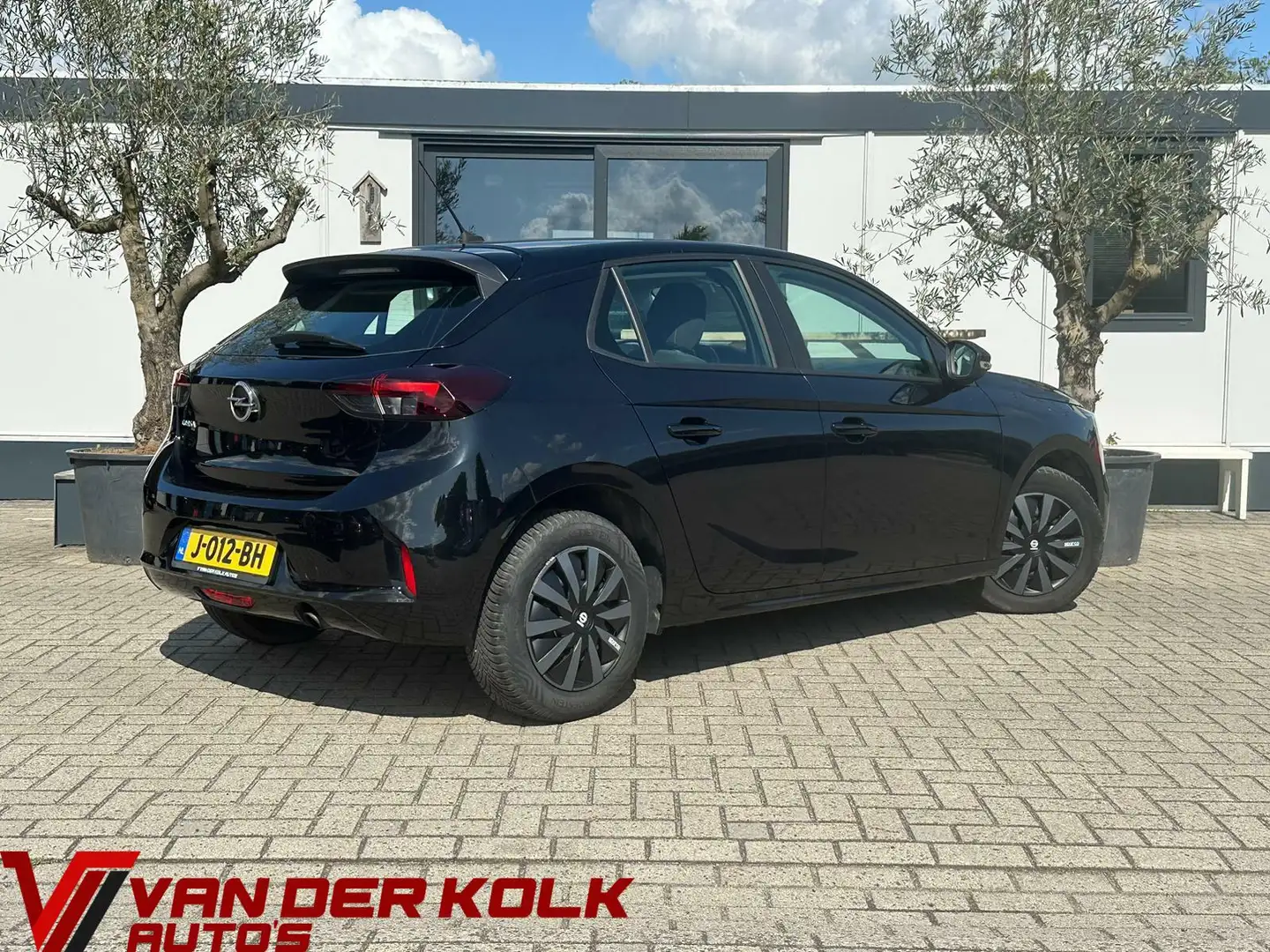 Opel Corsa 1.2 Elegance Nieuwe D-Riem CarPlay Navi Cruise Air Zwart - 2