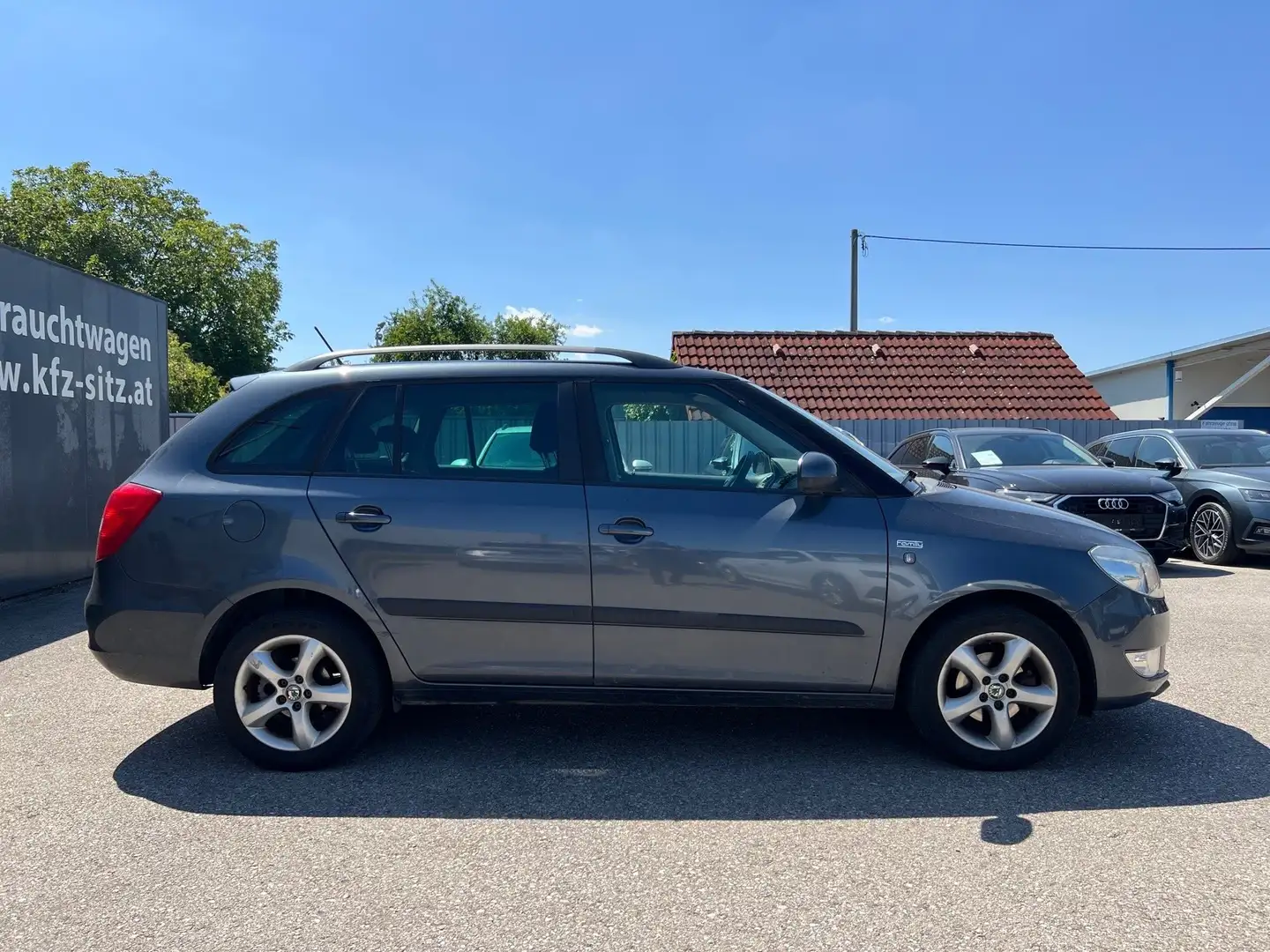 Skoda Fabia Combi Family 1,2 TSI Grau - 2