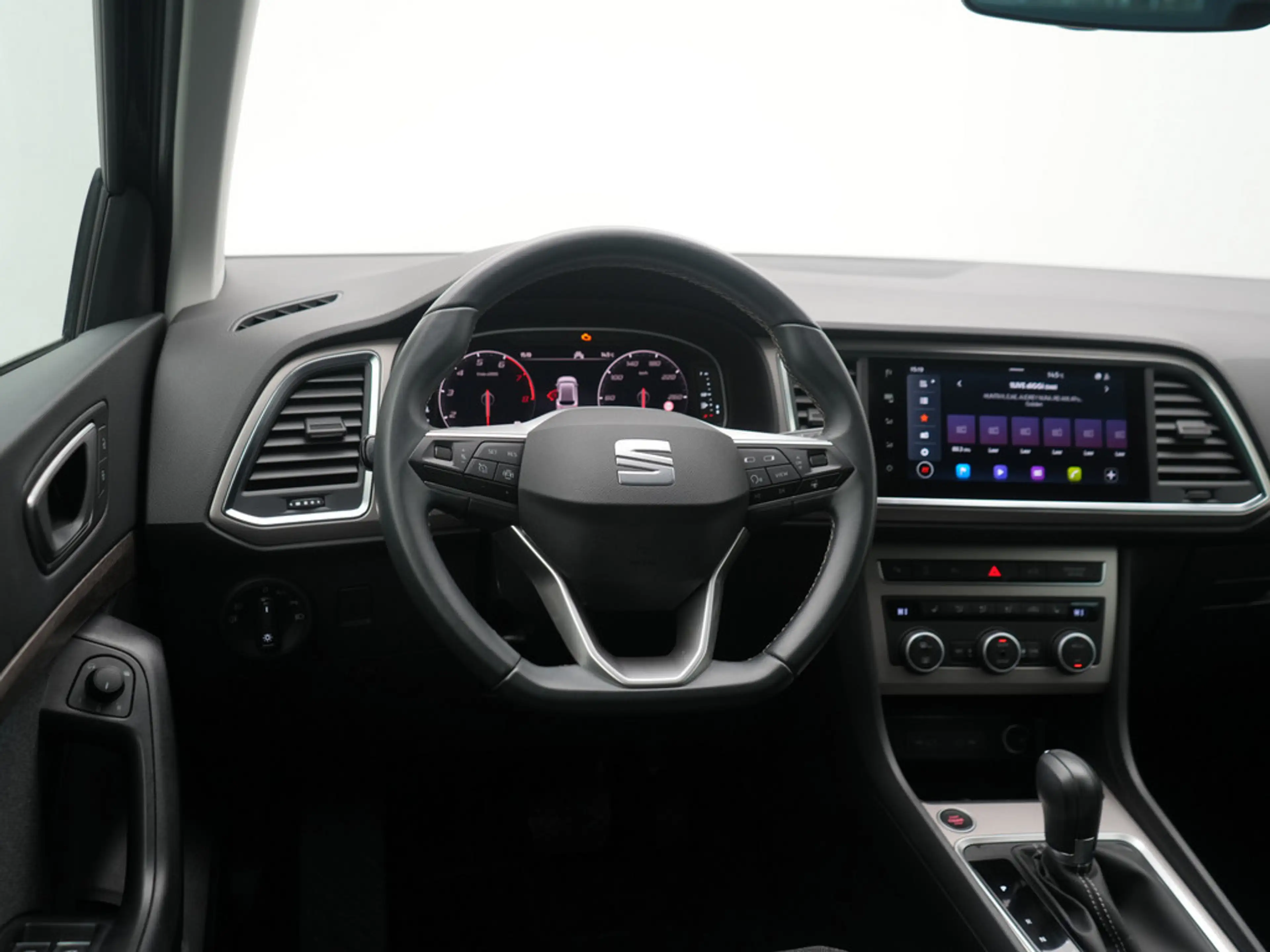 SEAT Ateca Xperience ACC NAVI LEDER KAM PDC LED — photo 4