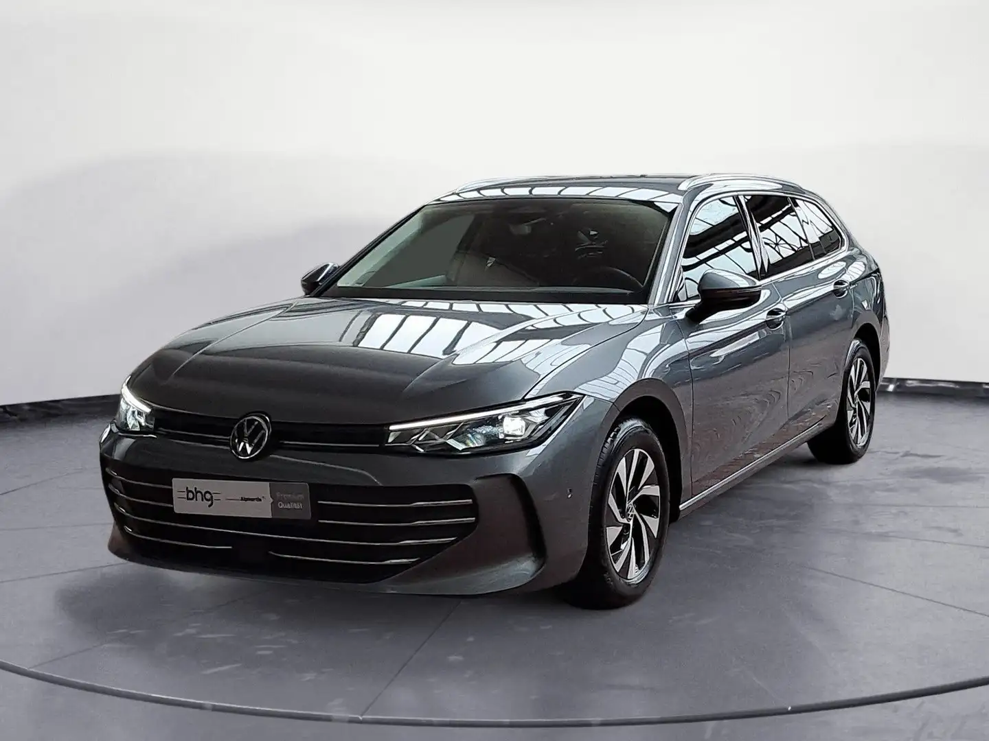 Volkswagen Passat Variant 2.0 TDI SCR DSG Business *LED*AHK Grau - 2