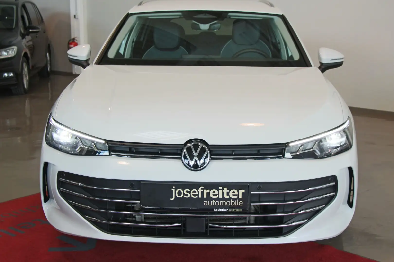 Volkswagen Passat Variant 1.5 TSI PHEV eHybrid Business DSG AHK/GARANTIE 60 Weiß - 2