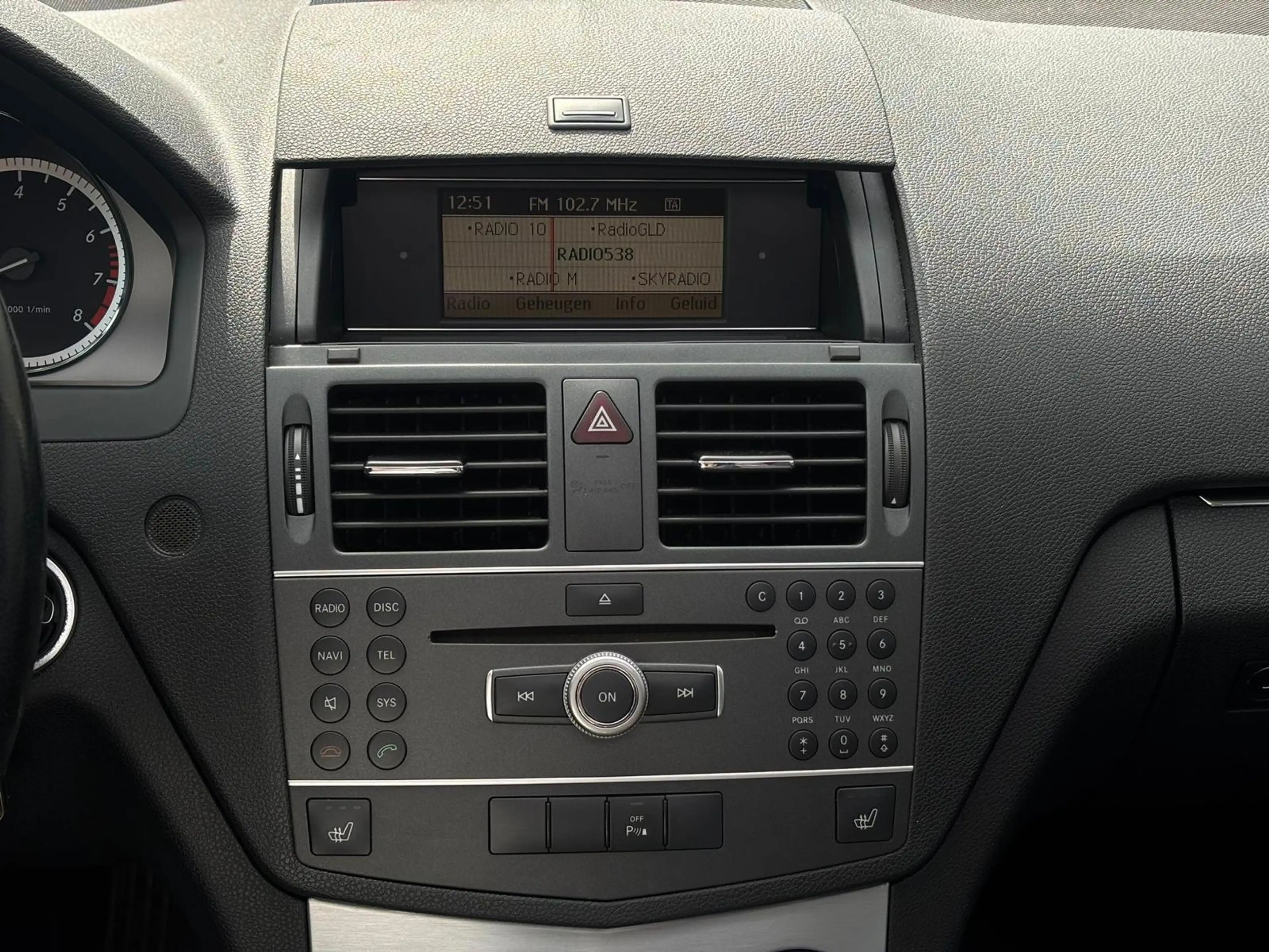 Mercedes-Benz C 250 Estate CGI BlueEFFICIENCY Avantgarde AMG | 204PK | — photo 6