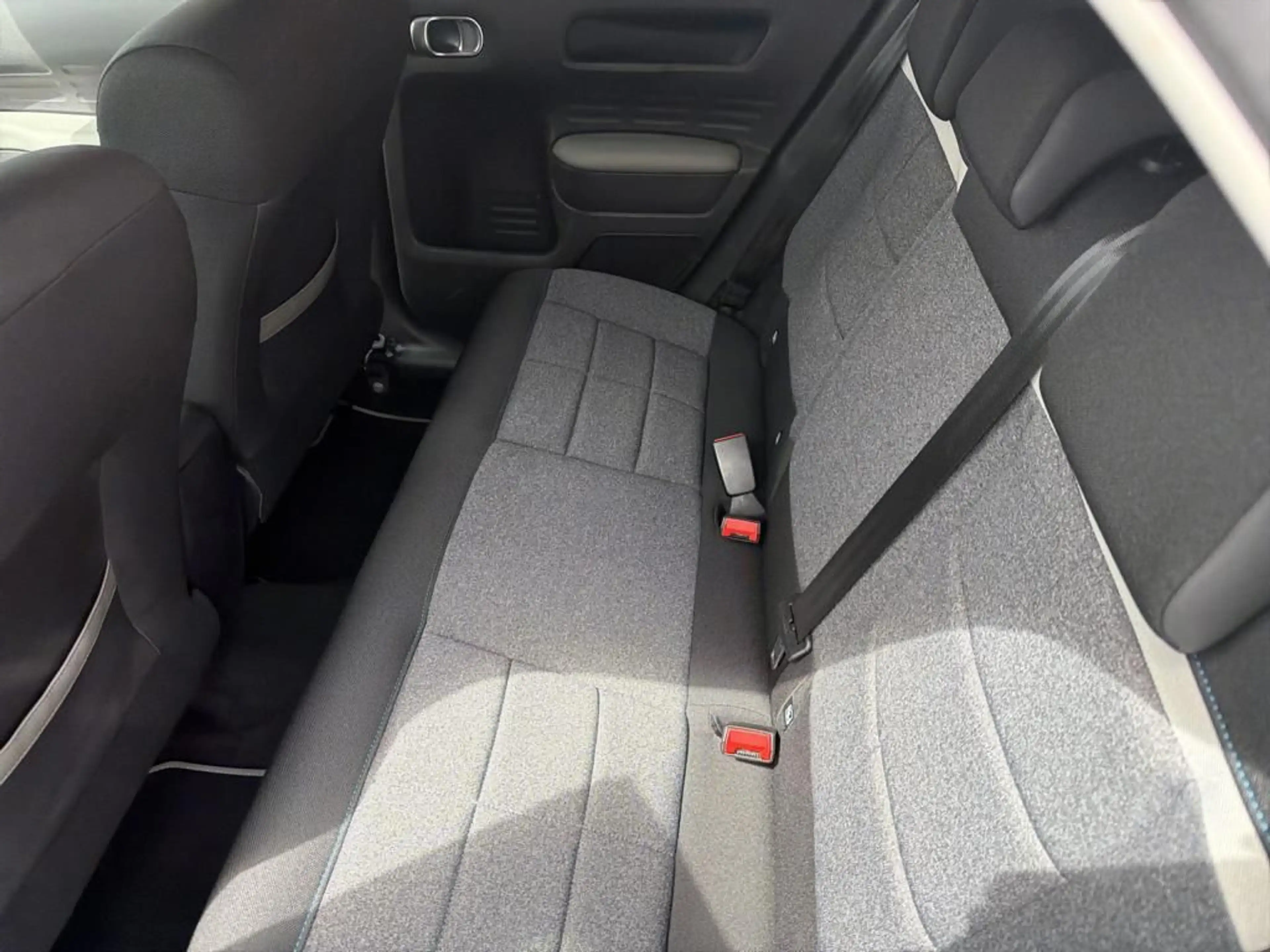 Citroen C4 Cactus PureTech 130 Stop&Start Shine — photo 10