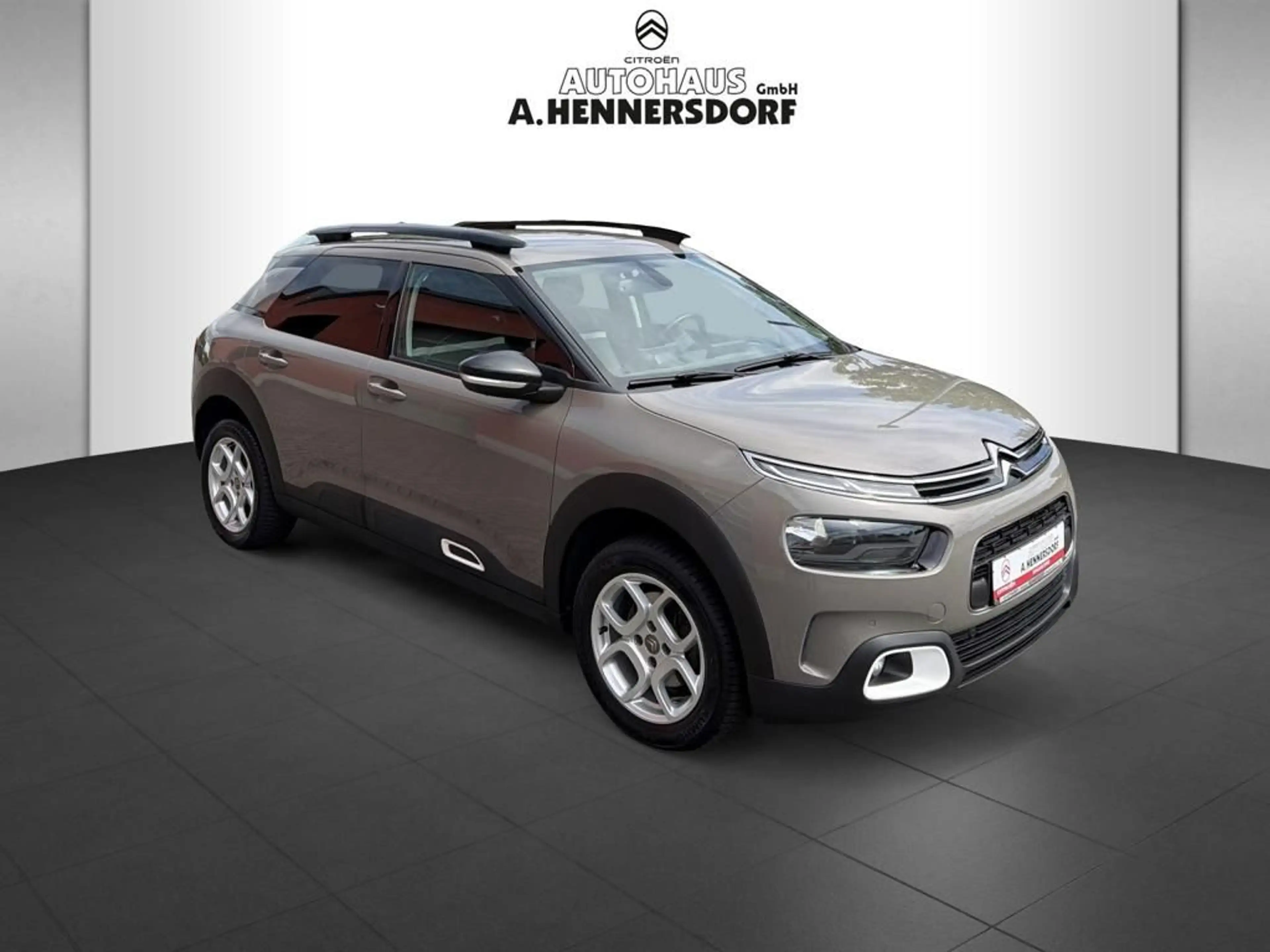 Citroen C4 Cactus PureTech 130 Stop&Start Shine — photo 2