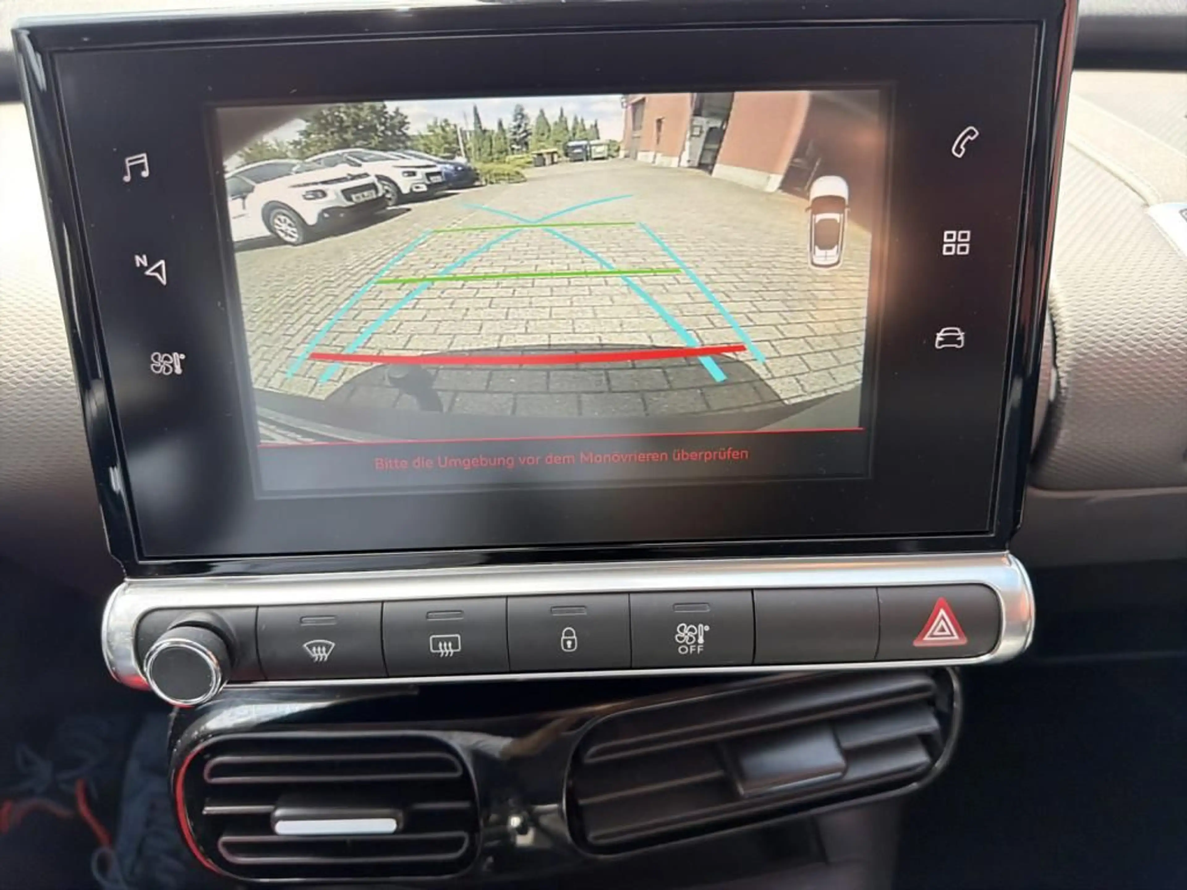 Citroen C4 Cactus PureTech 130 Stop&Start Shine — photo 14