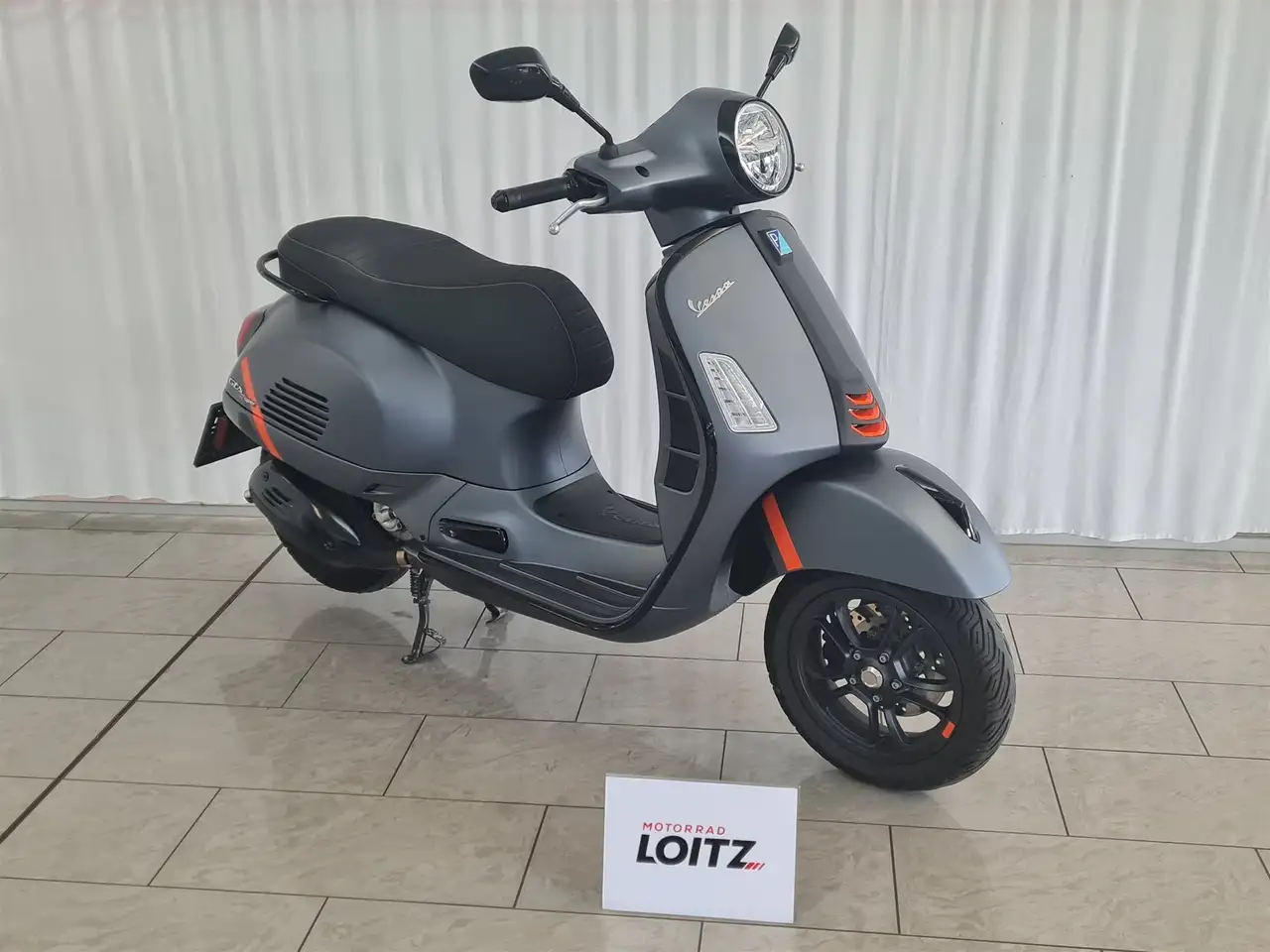 Vespa GTS Super Sport