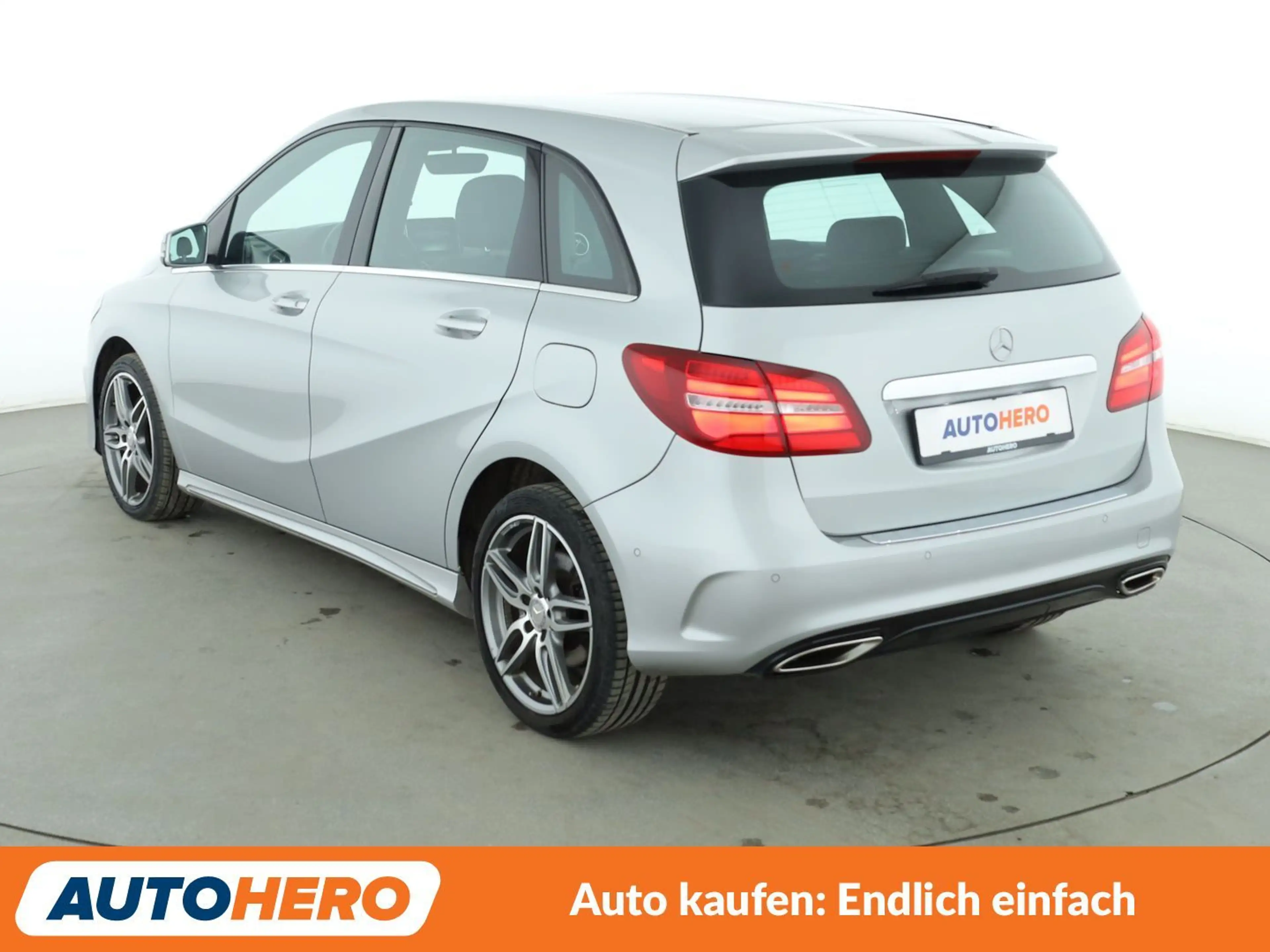 Mercedes-Benz B 220 B 220 CDI AMG Line Aut. *NAVI*LED*TEMPO*PDC* — photo 4