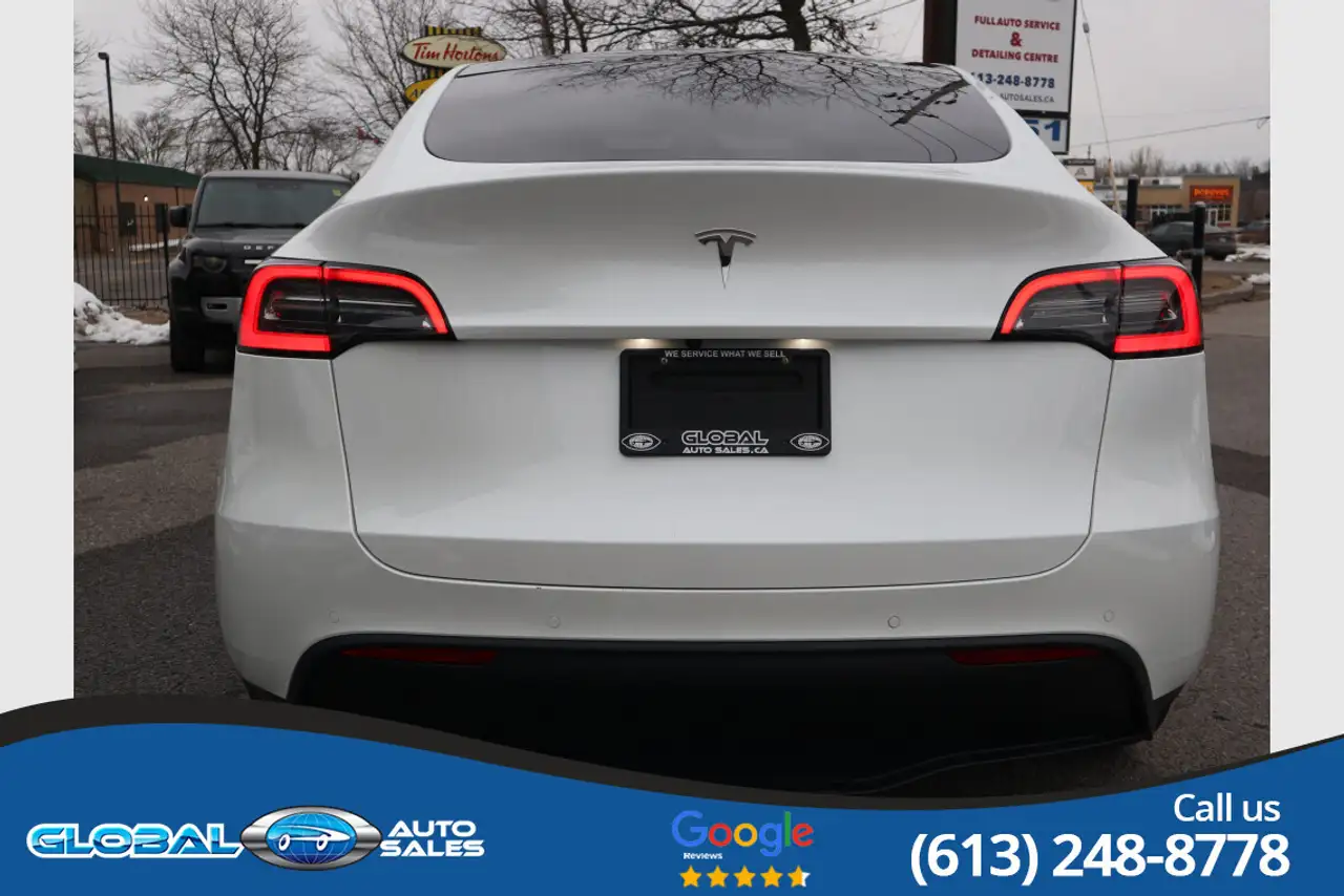 Tesla Model Y снимка Tesla Model Y