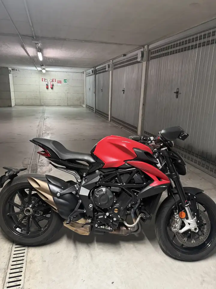 MV Agusta Dragster