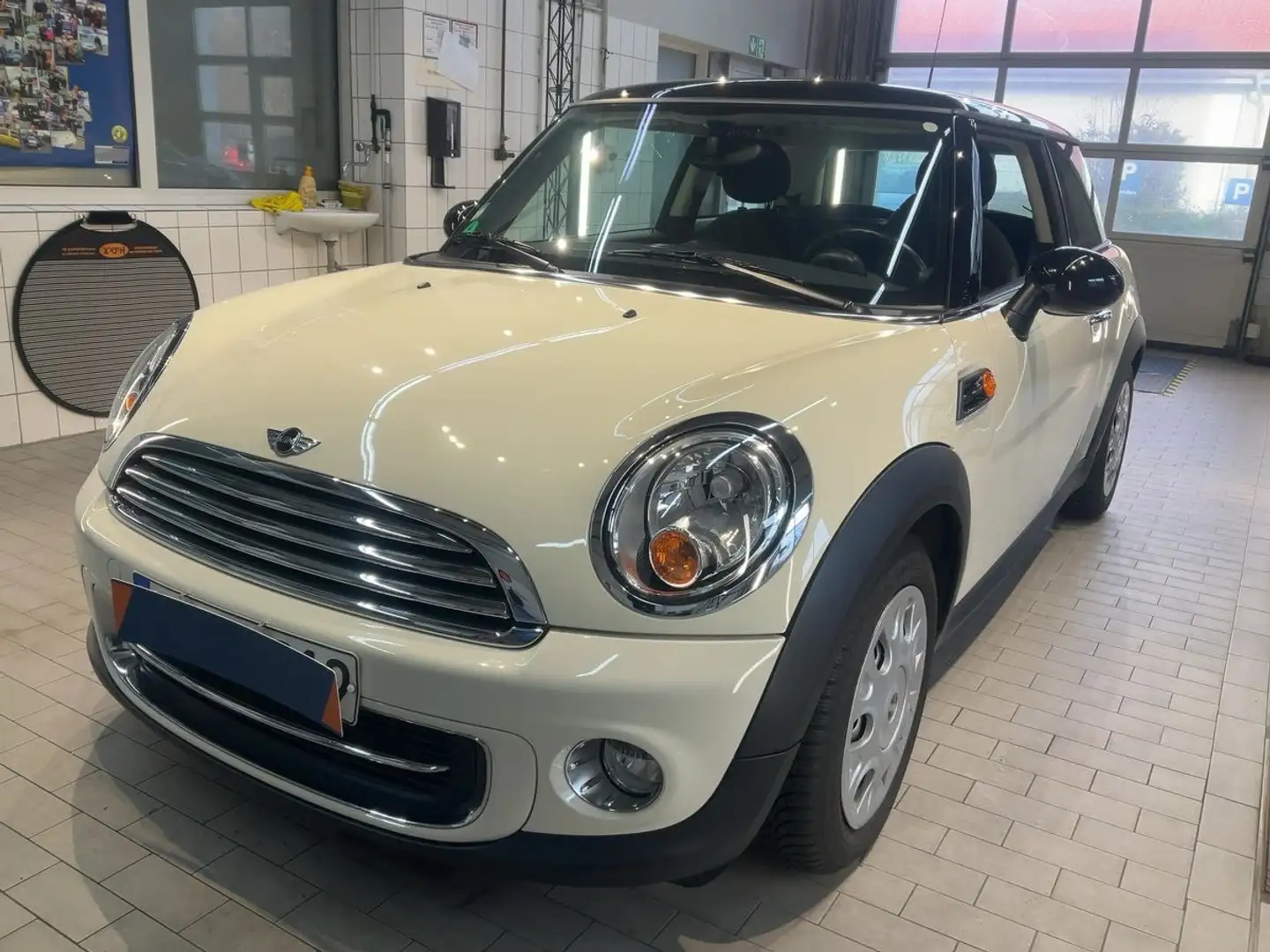 MINI Cooper 1.6 Automatik*1.Hand*SHZ*Schiebedach Weiß - 1