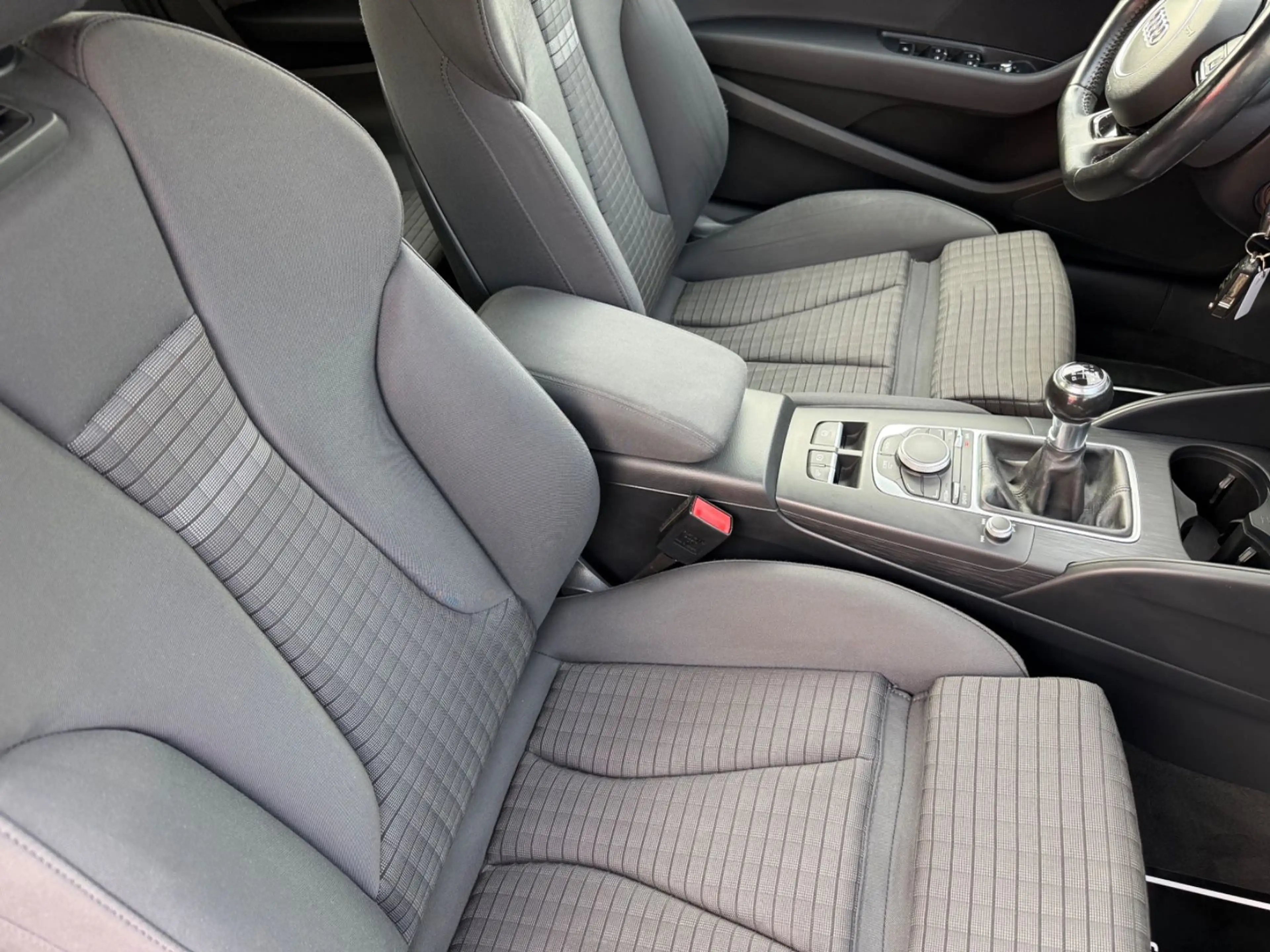 Audi A3 Cabriolet Ambition*Airscarf*NAVI*PDC* — photo 10