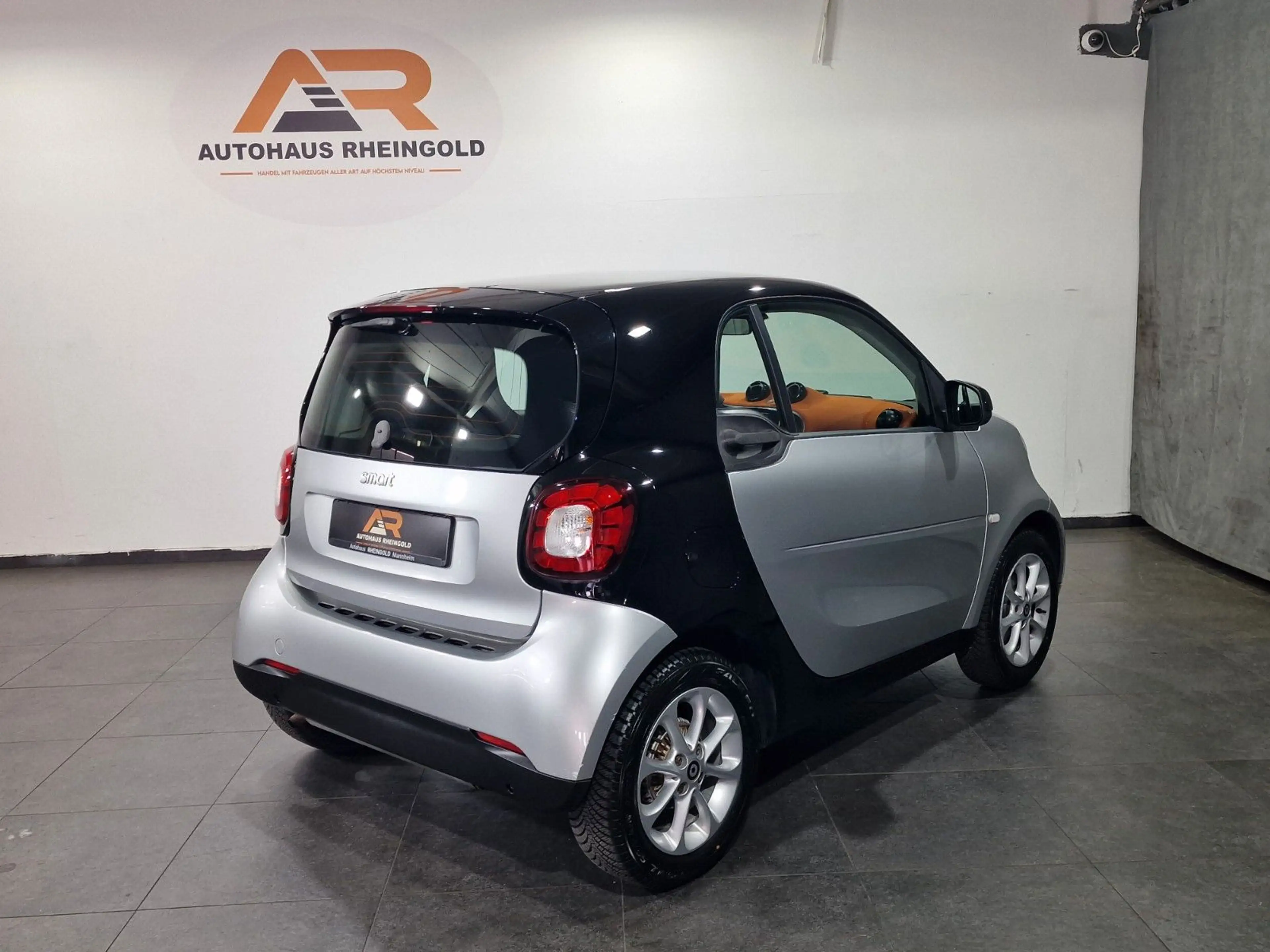 smart forTwo fortwo coupe Basis 52 kW — photo 4