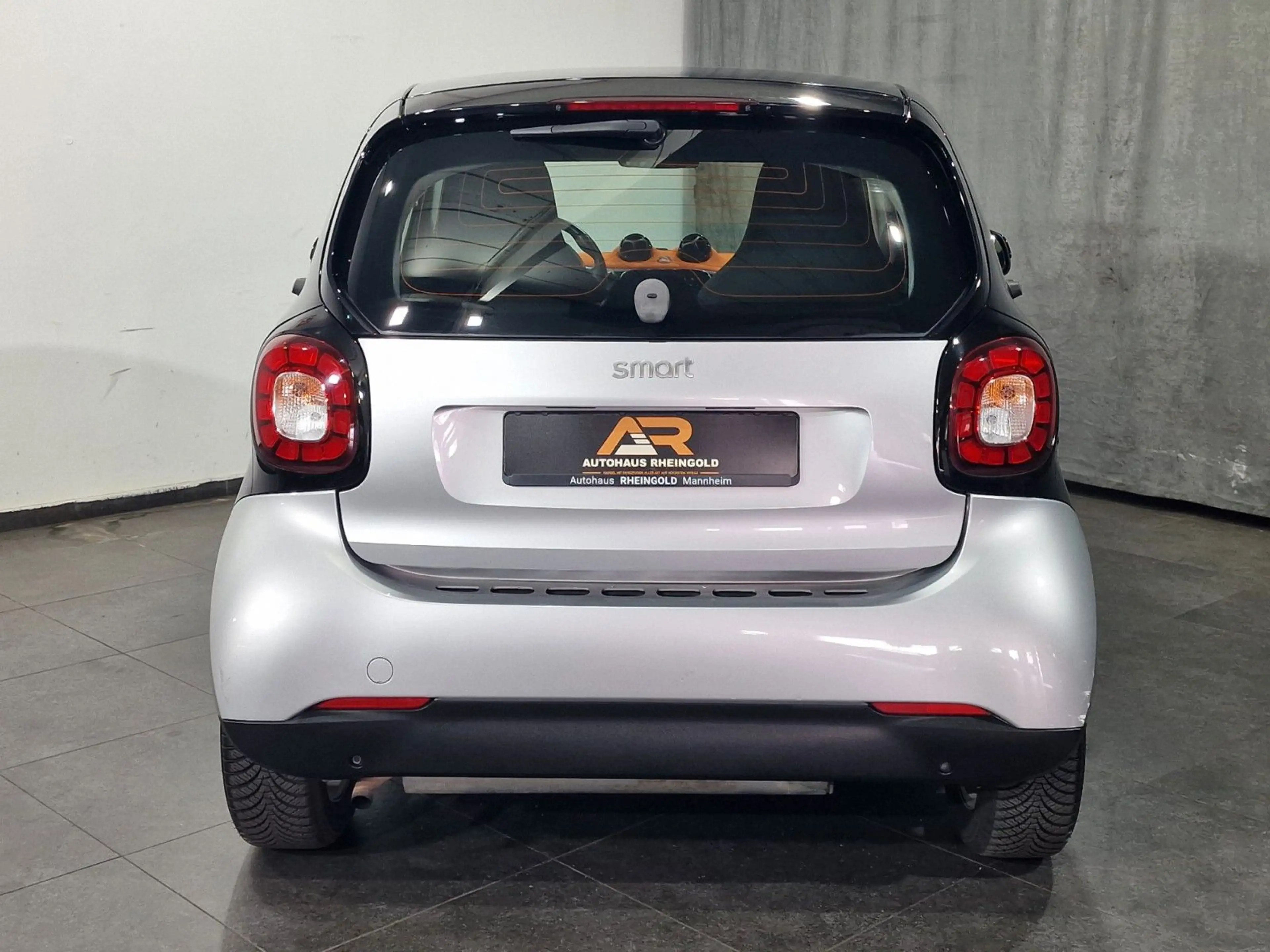 smart forTwo fortwo coupe Basis 52 kW — photo 8