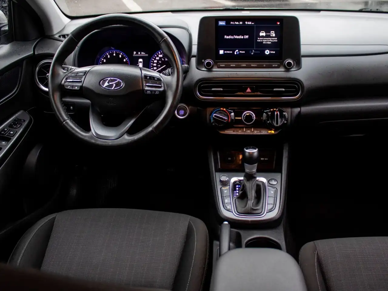 Hyundai KONA снимка Hyundai KONA