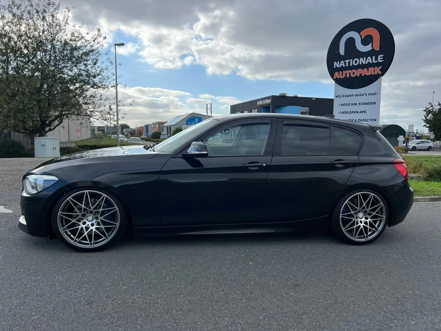 BMW 1-serie 2.5 Diesel Business+ * AUTOMAAT * APK * 21 Noir - 2