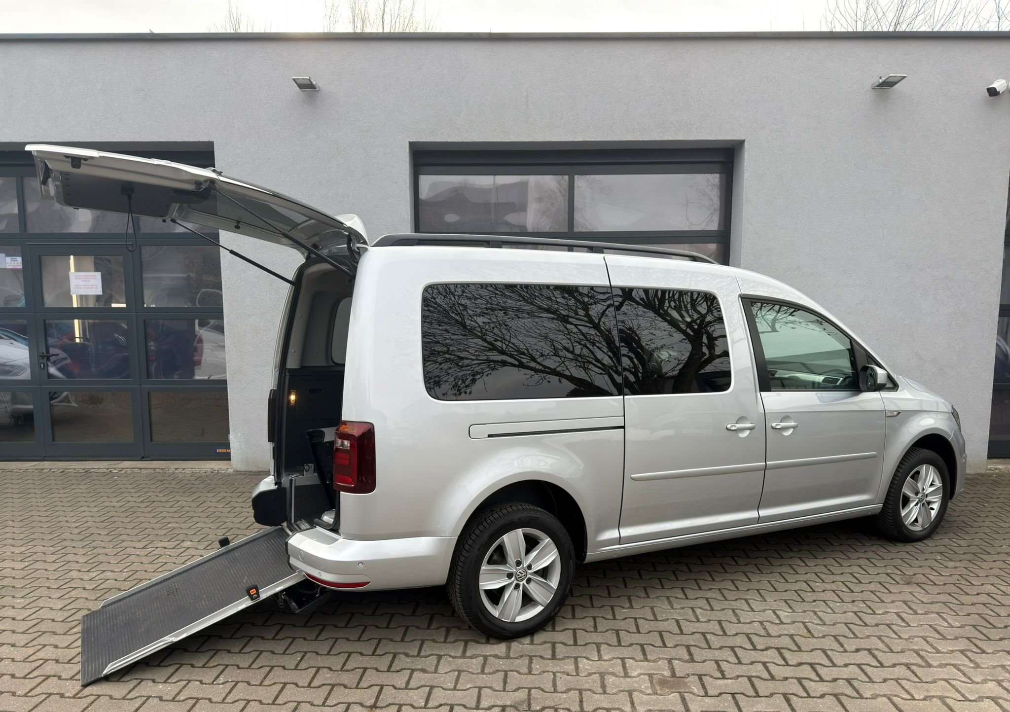 Second hand Volkswagen Caddy 2.0