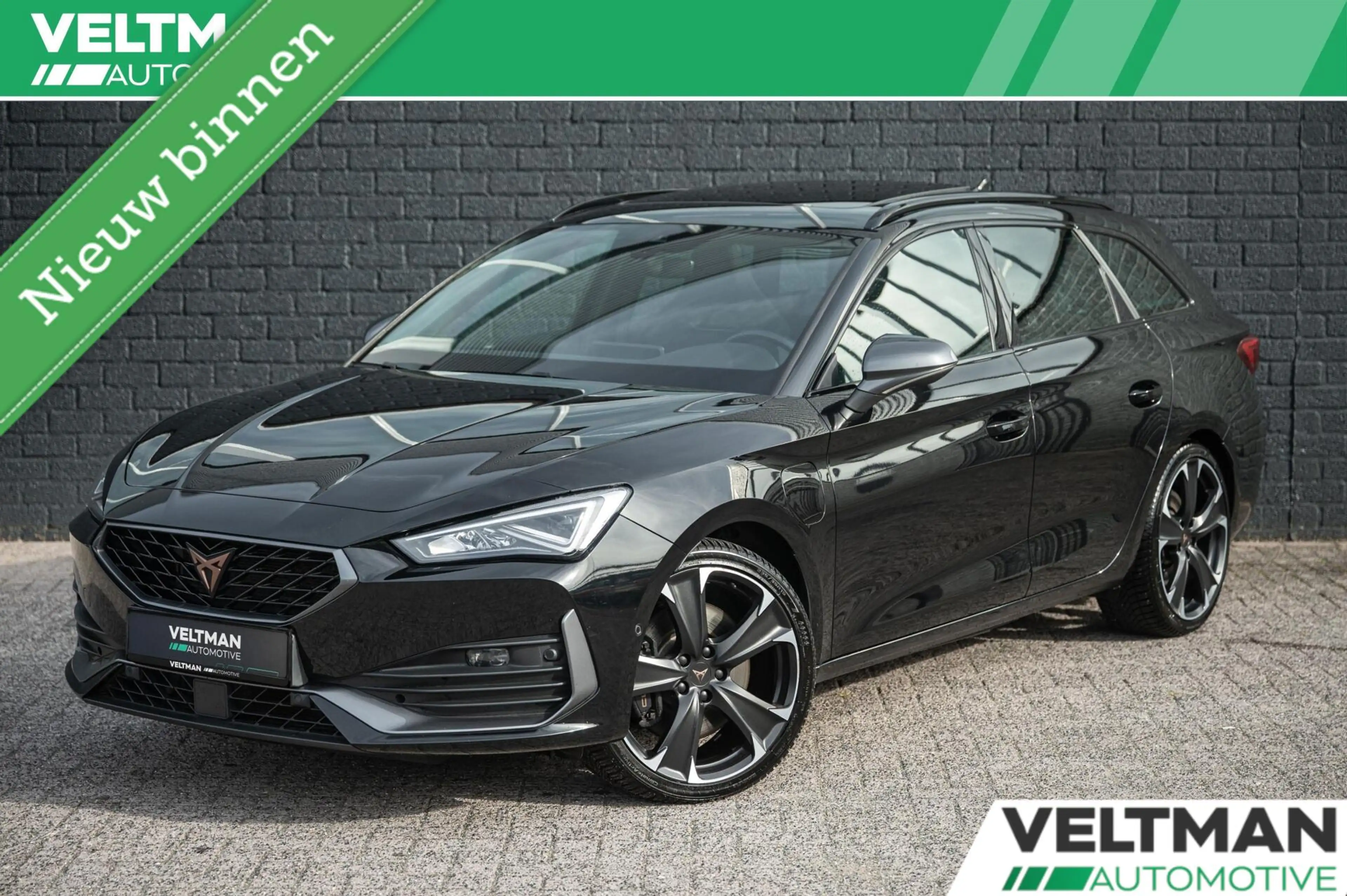 CUPRA Leon Sportstourer 1.4 e-Hybrid VZ 245PK PANO CAMERA ACC