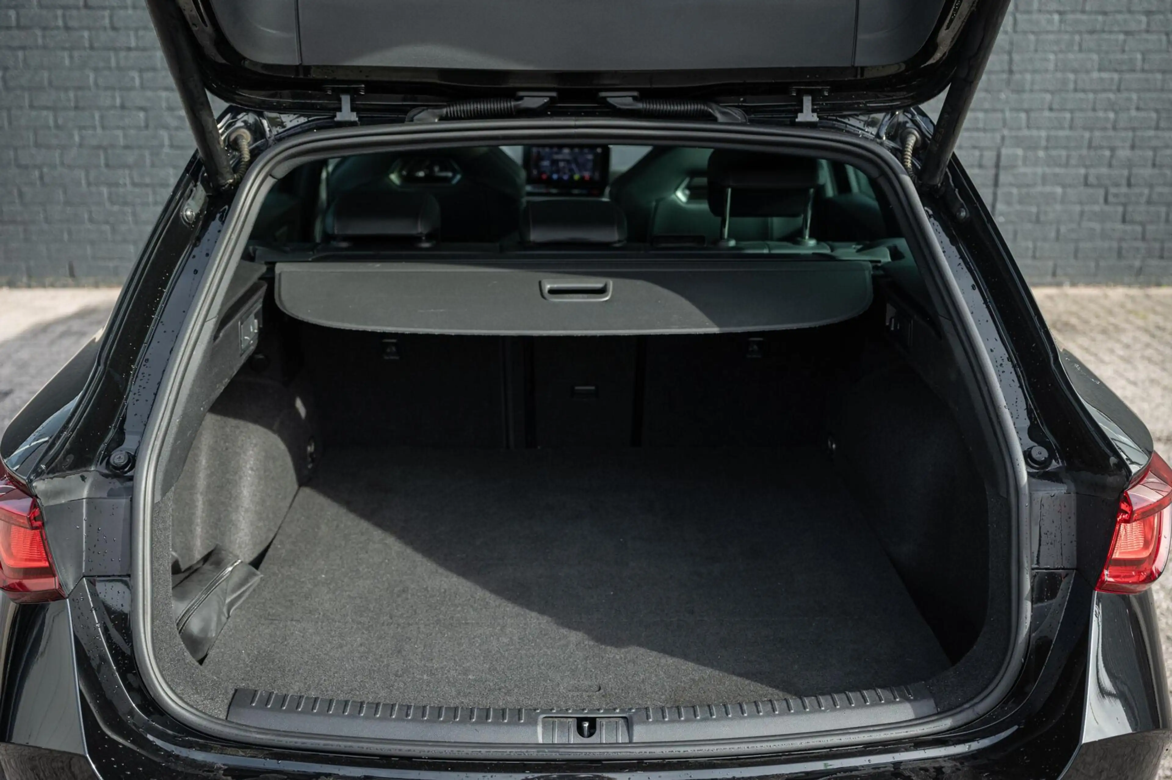 CUPRA Leon Sportstourer 1.4 e-Hybrid VZ 245PK PANO CAMERA ACC — photo 18