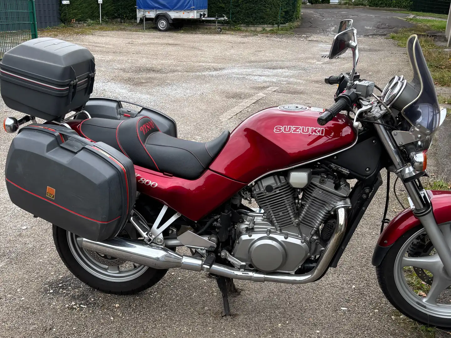 Suzuki VX 800 Rot - 1