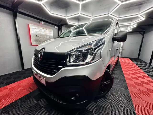 Renault Trafic 🔺RENAULT TRAFIC * LONG CHÂSSIS * j17*Gps🔺