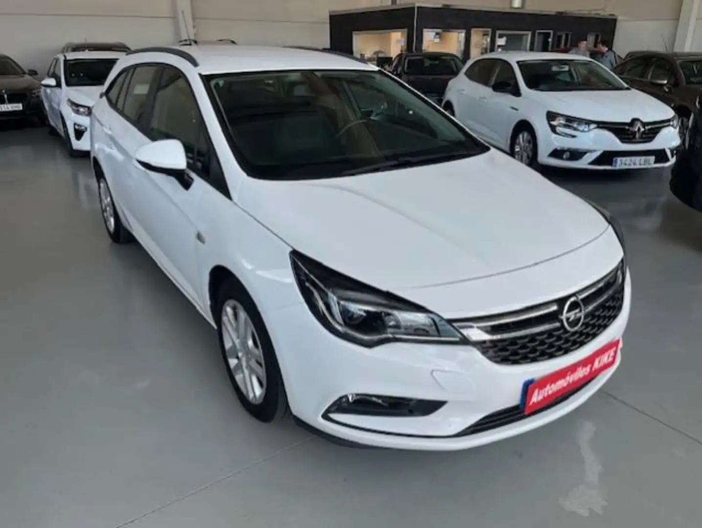 Opel Astra Station Wagon - 2