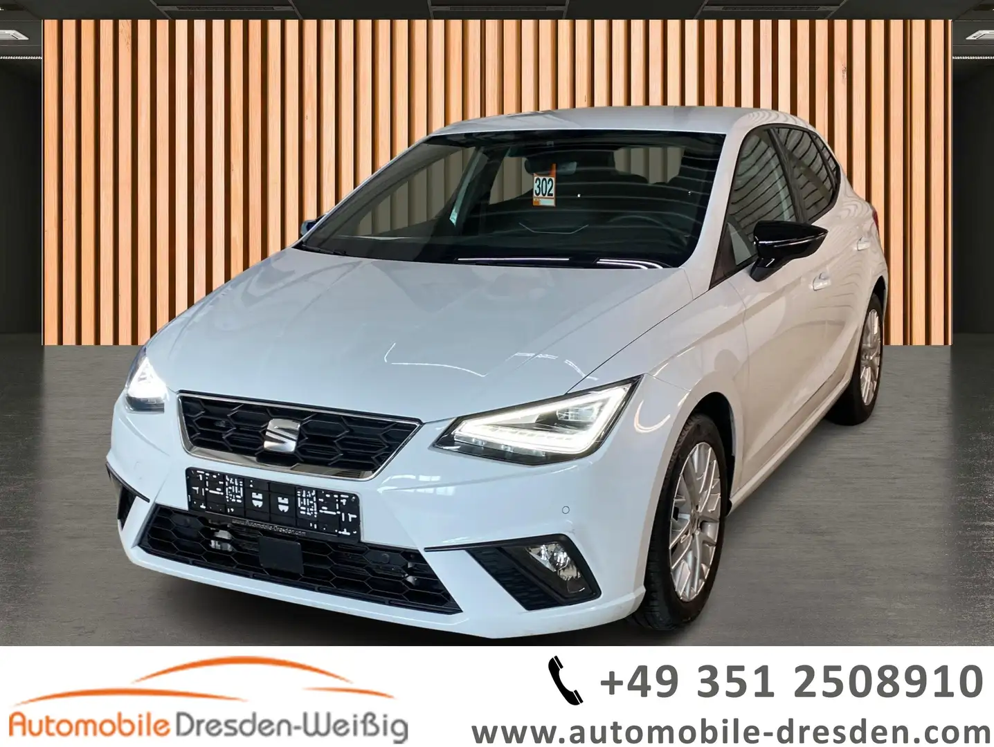 SEAT Ibiza 1.0 TSI FR*Navi*ACC*Kamera*Voll LED*DAB* Bílá - 1