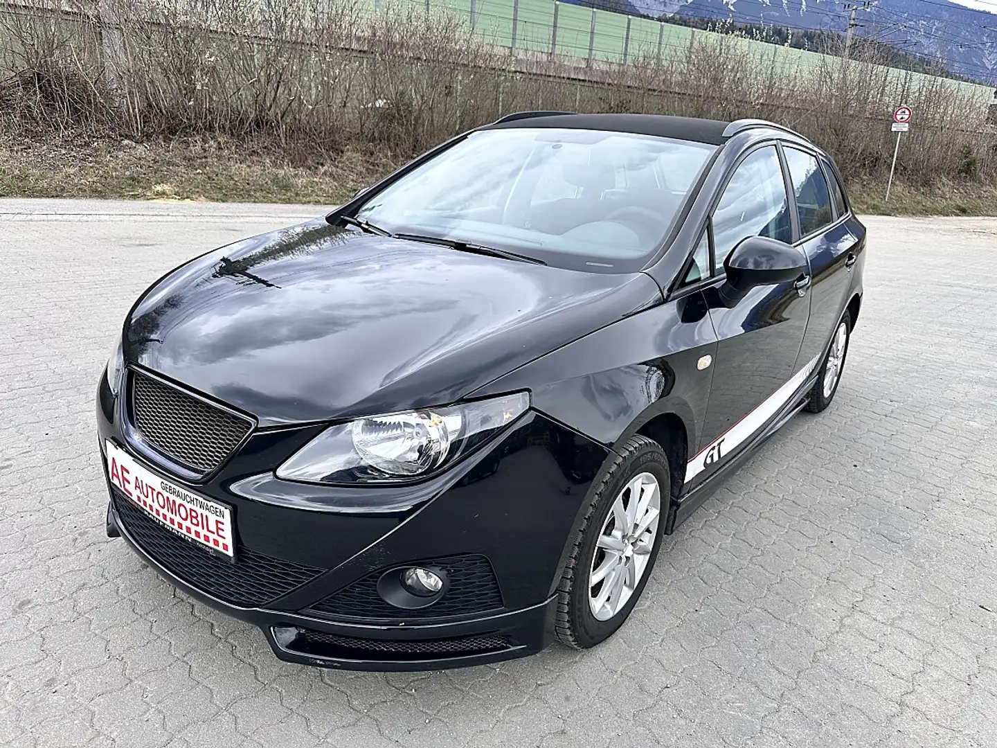 SEAT Ibiza ST GT 1,4 Schwarz - 1