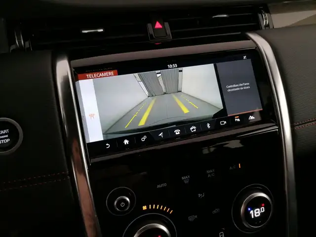 Land Rover Discovery Sport view 18