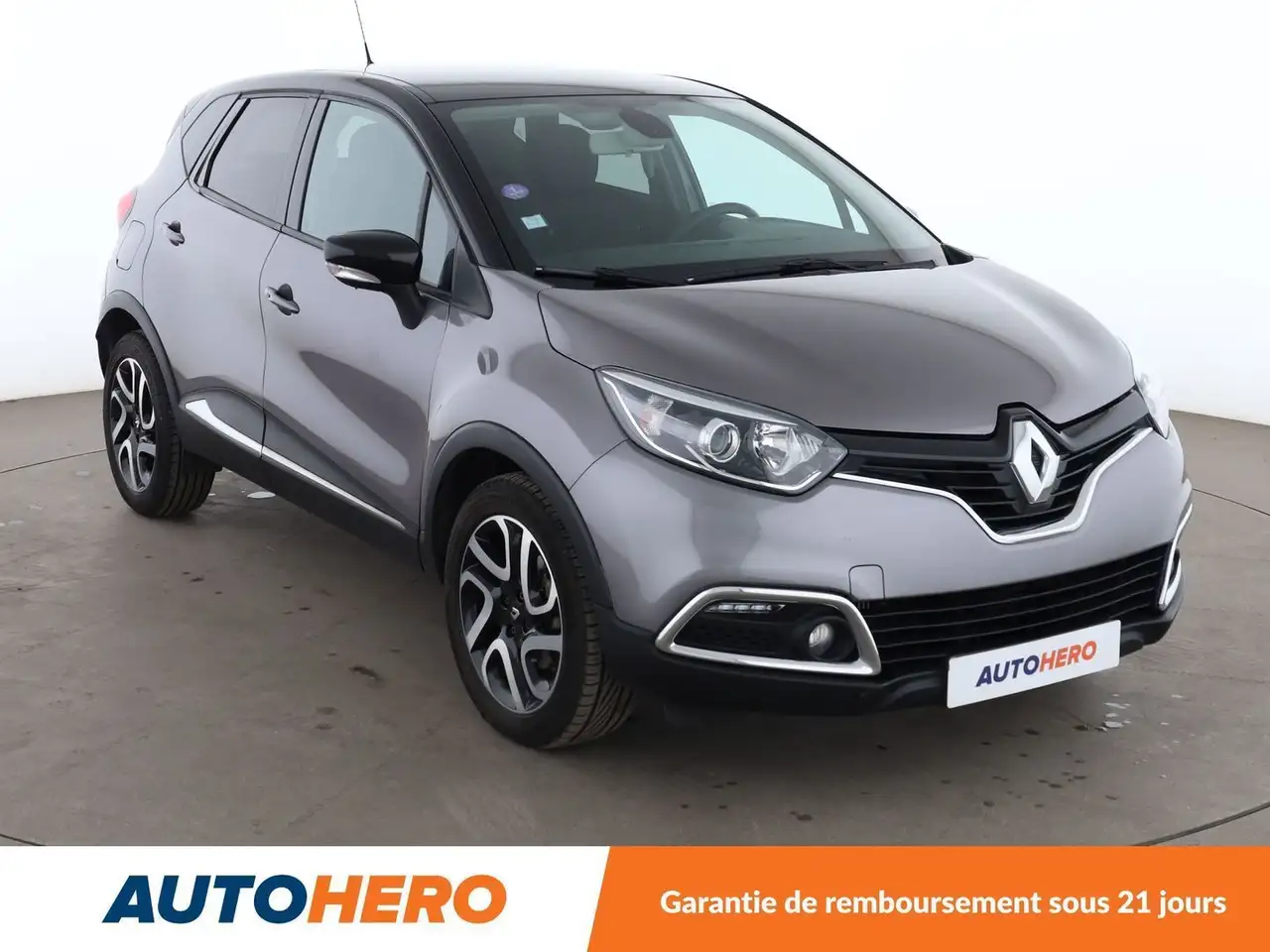 Renault Captur — photo 8
